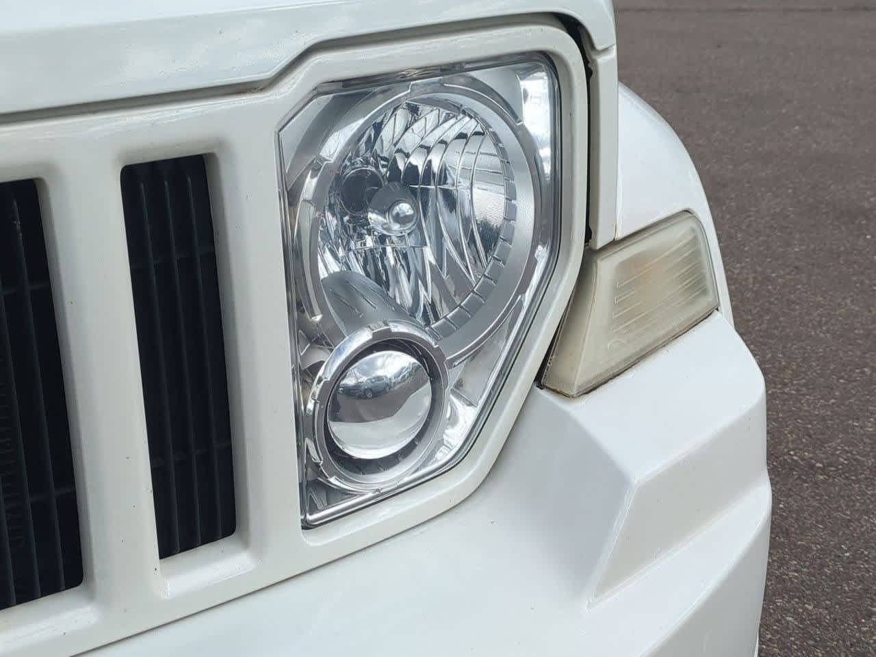 Thumbnail: 2008 Jeep Liberty - 10