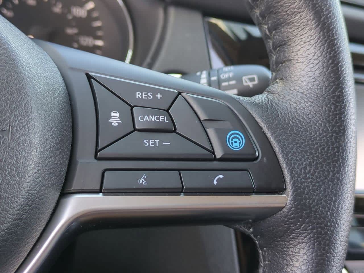 Thumbnail: 2020 Nissan Rogue - 23