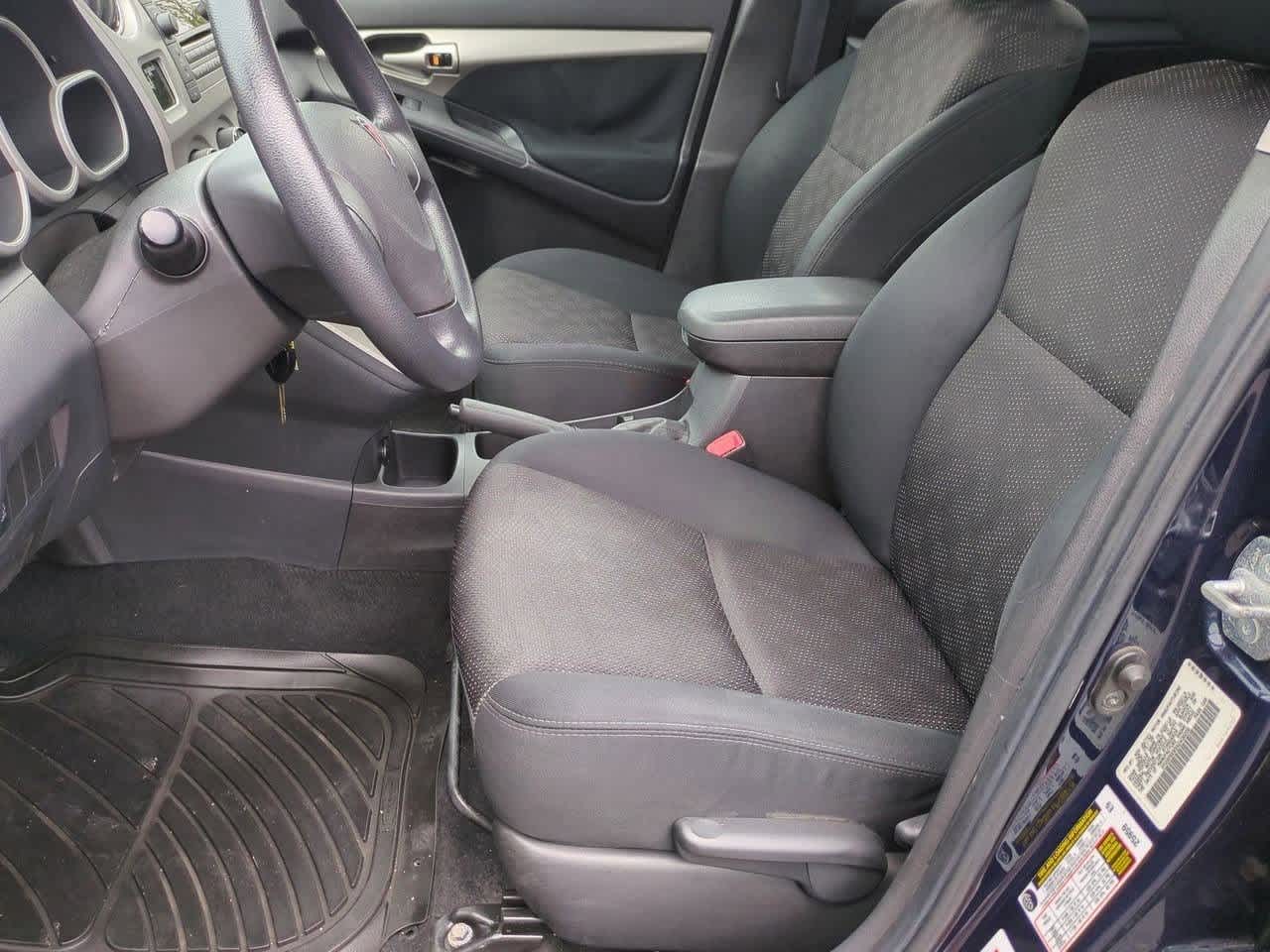 Thumbnail: 2010 Pontiac Vibe - 14