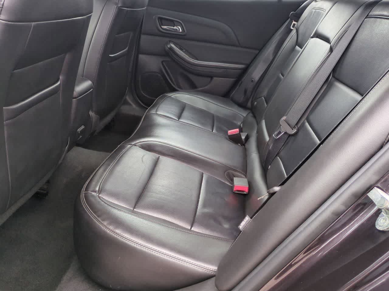 Thumbnail: 2015 Chevrolet Malibu - 18