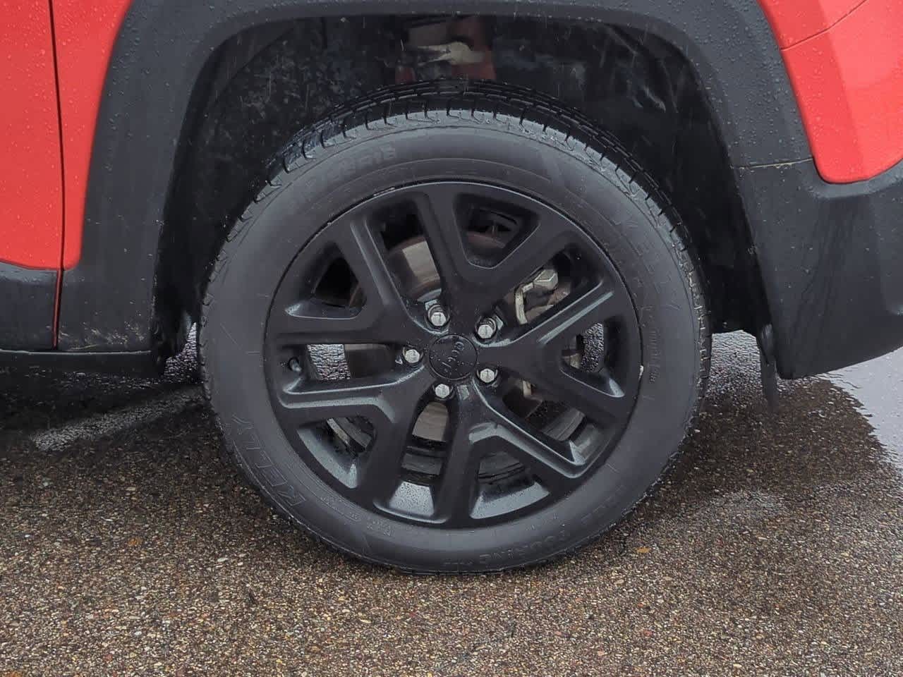 Thumbnail: 2018 Jeep Renegade - 13