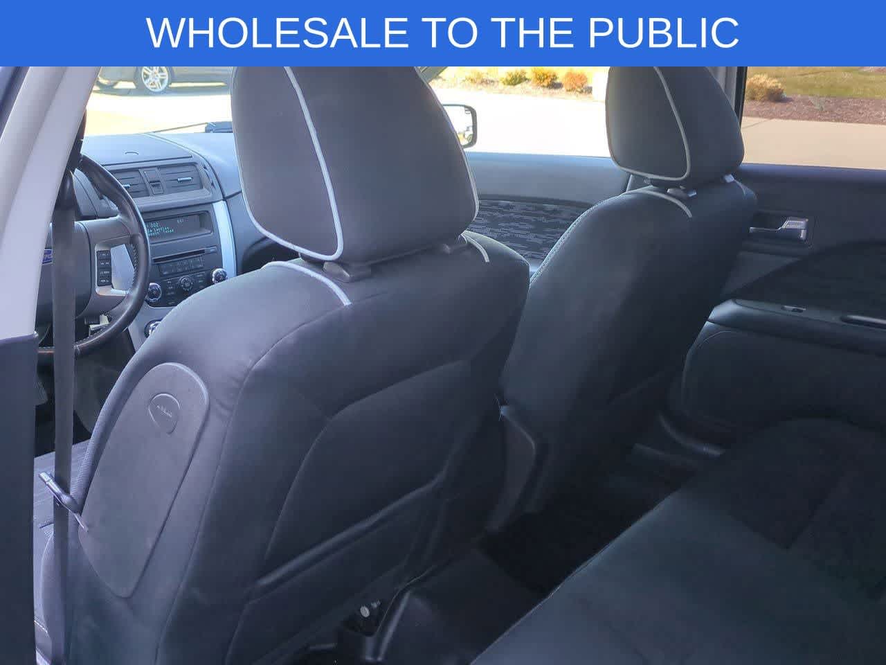 Thumbnail: 2010 Ford Fusion - 17