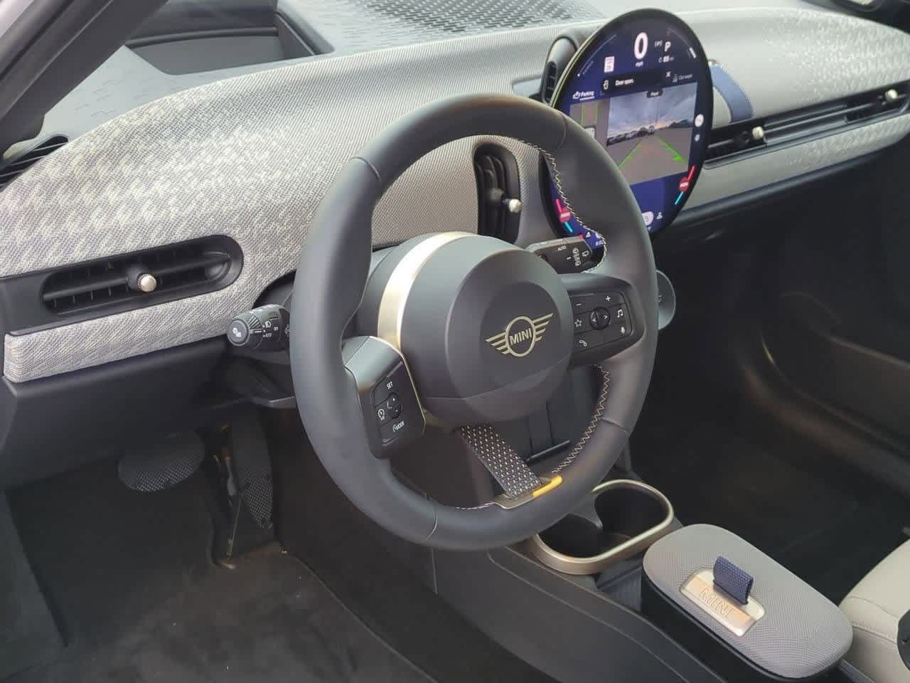 Thumbnail: 2025 MINI Cooper Hardtop - 2