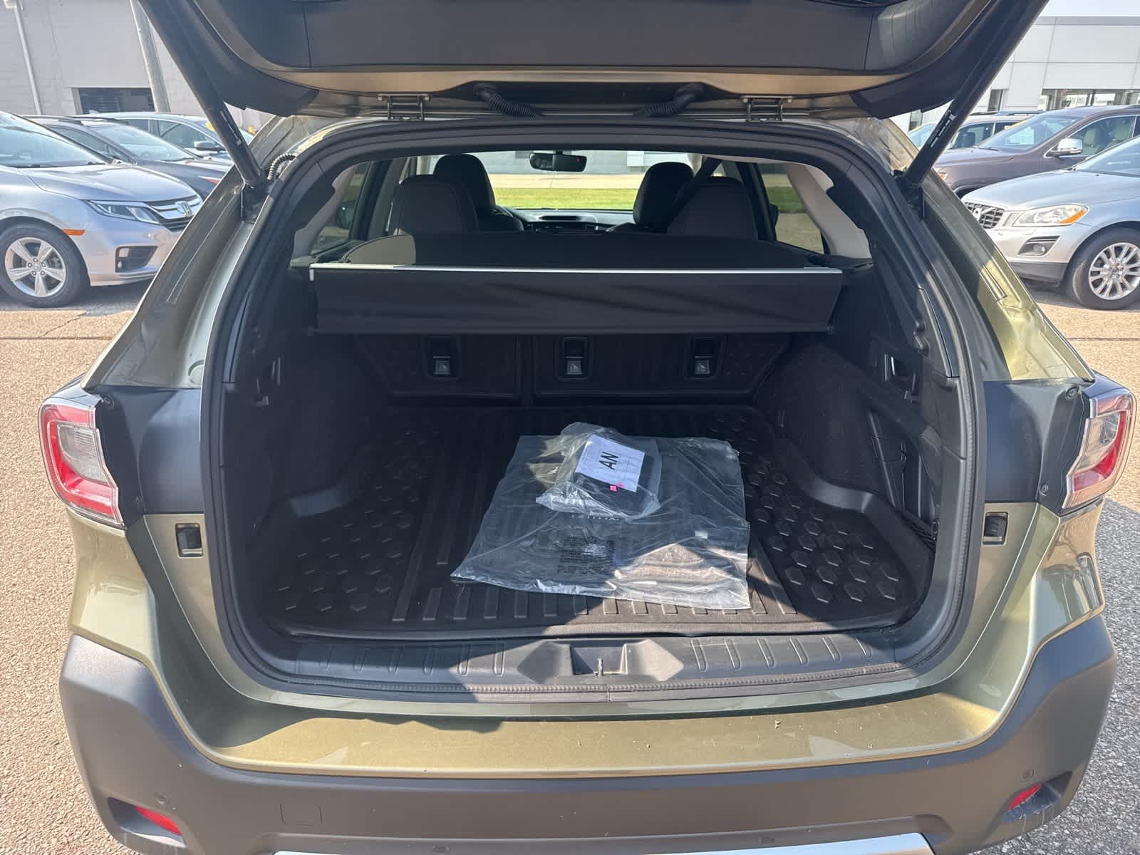 Thumbnail: 2023 Subaru Outback - 14