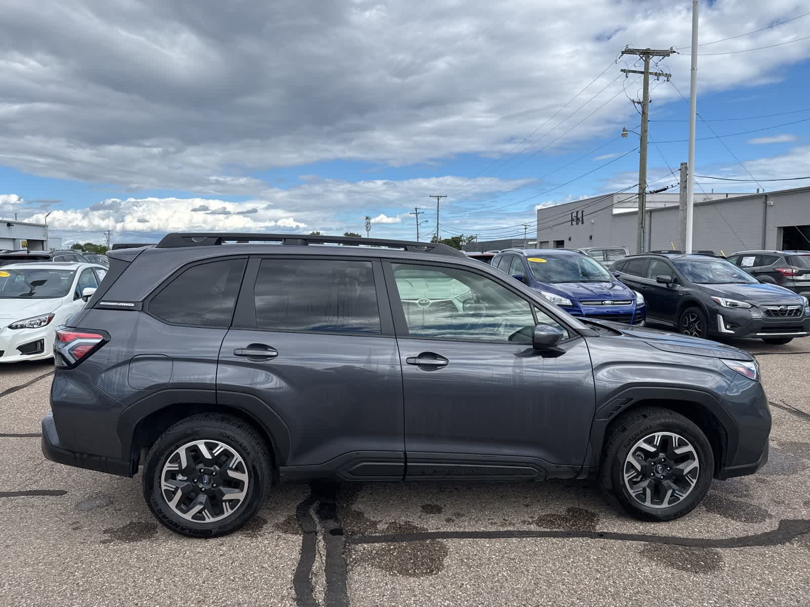 Thumbnail: 2025 Subaru Forester - 9
