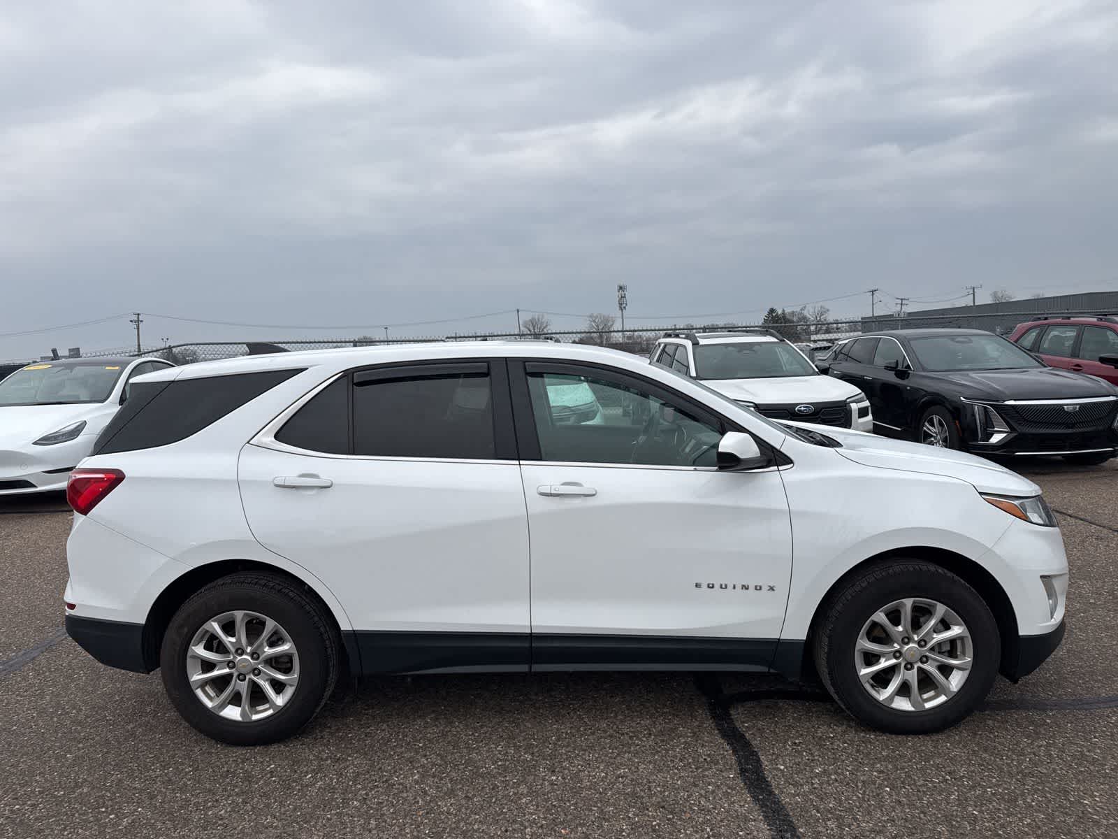 Thumbnail: 2020 Chevrolet Equinox - 9