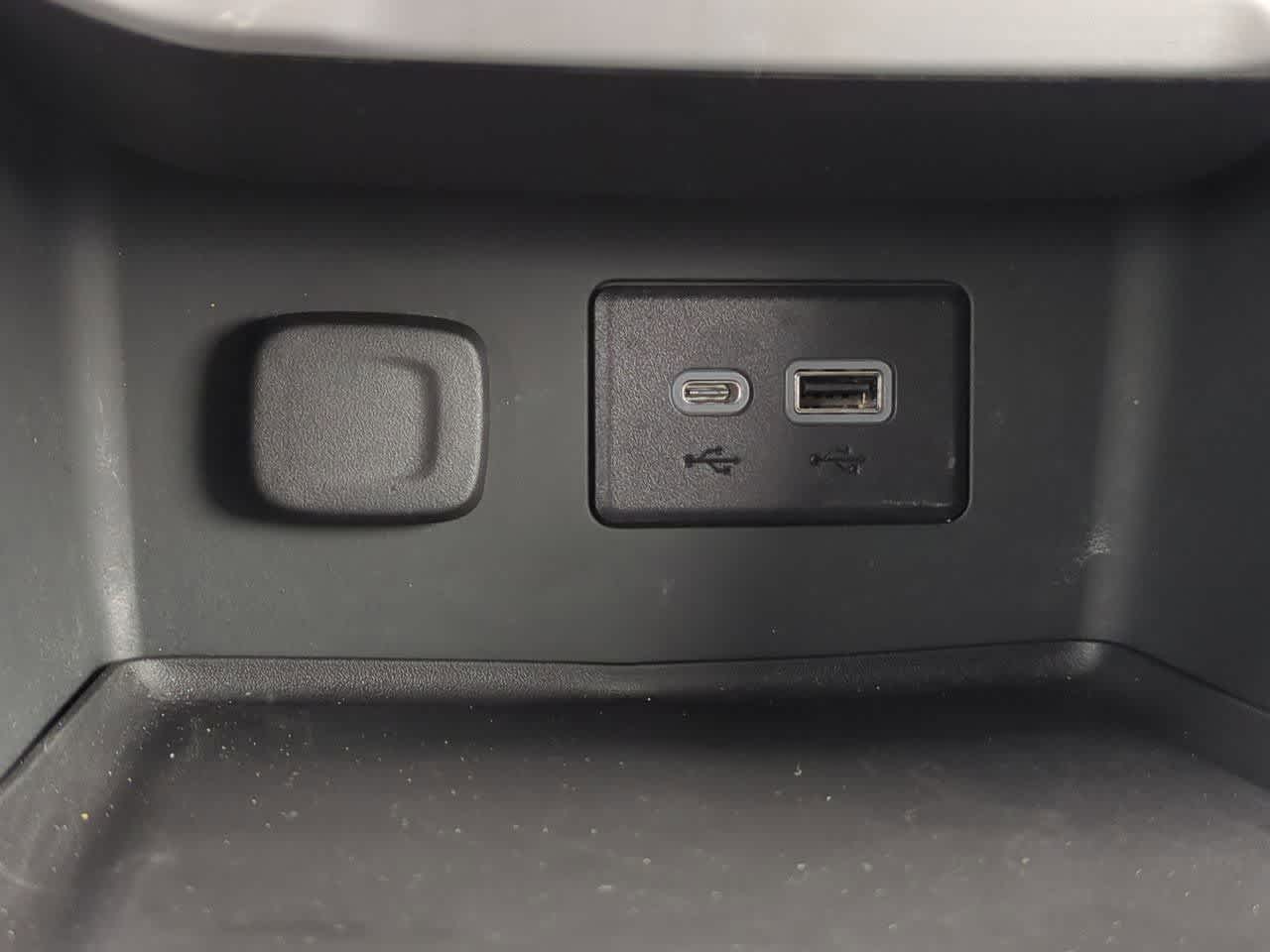 Thumbnail: 2023 GMC Acadia - 30