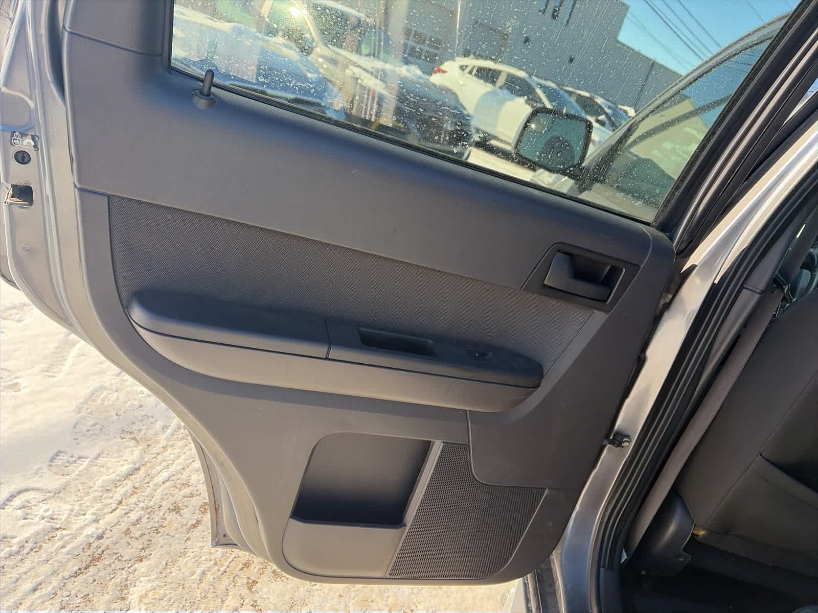 Thumbnail: 2011 Ford Escape - 14