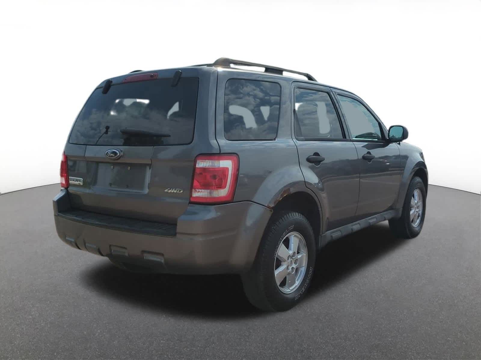 Thumbnail: 2009 Ford Escape - 6