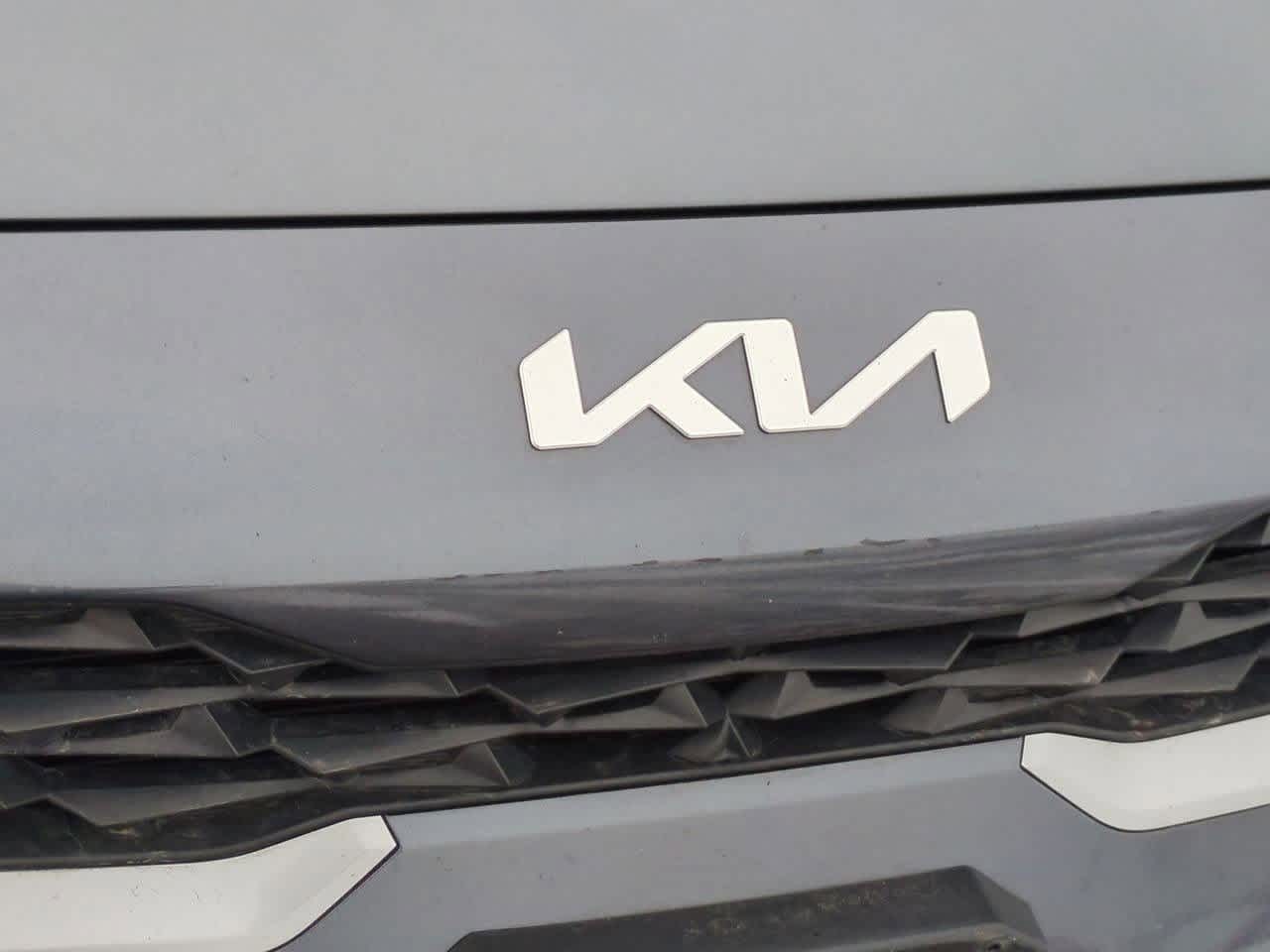 Thumbnail: 2022 Kia Forte - 10