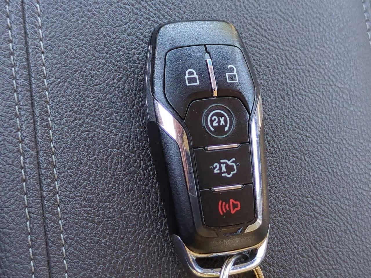 Thumbnail: 2016 Lincoln MKZ - 31