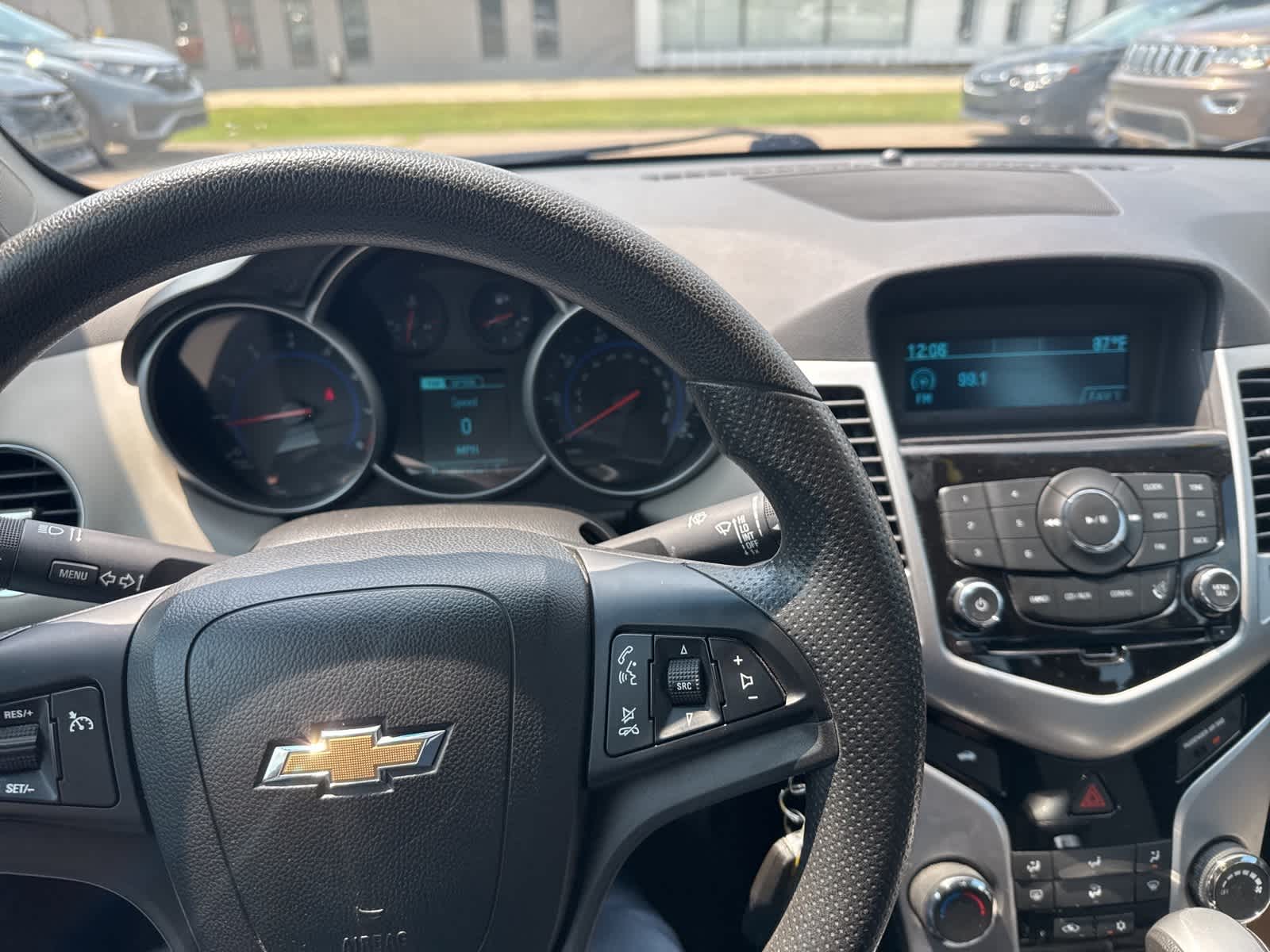 Thumbnail: 2016 Chevrolet Cruze - 18