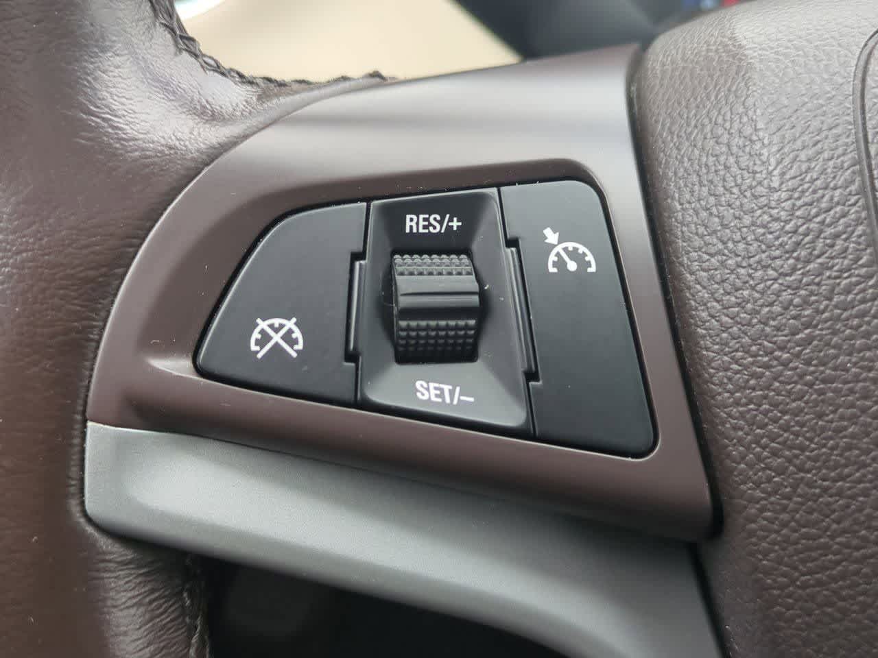 Thumbnail: 2014 Chevrolet Cruze - 24