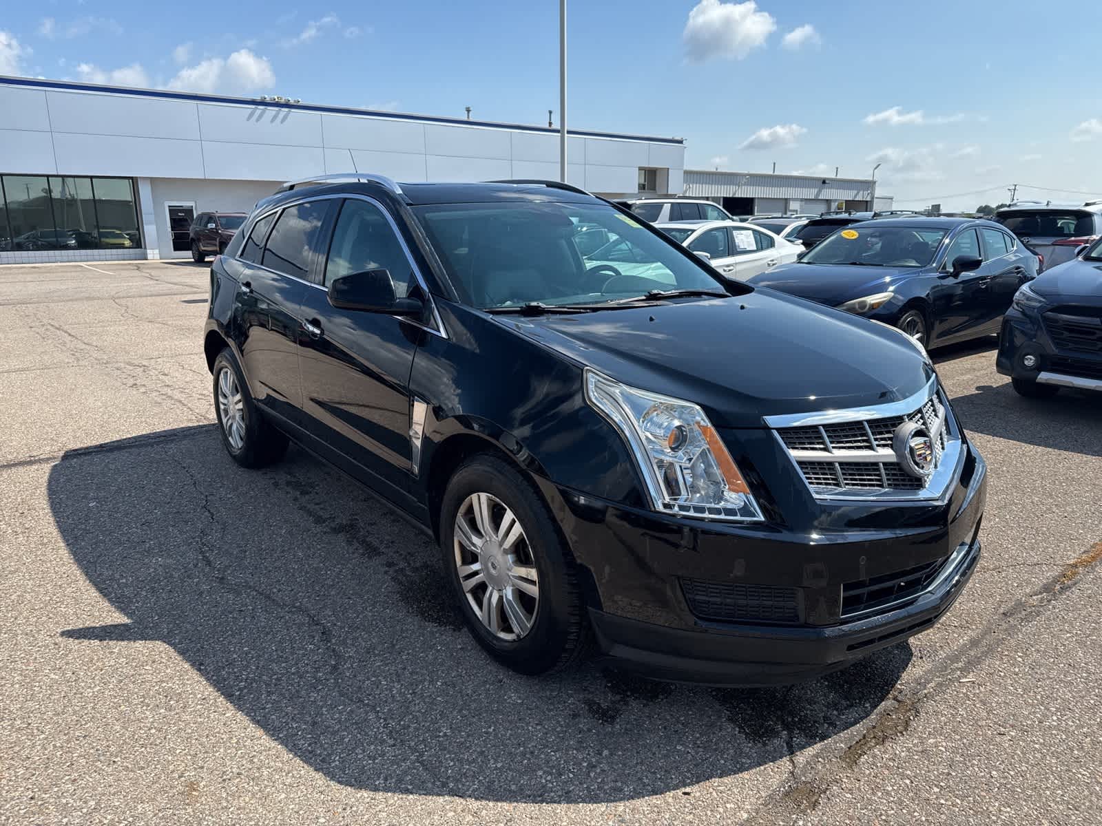 Thumbnail: 2011 Cadillac SRX - 4