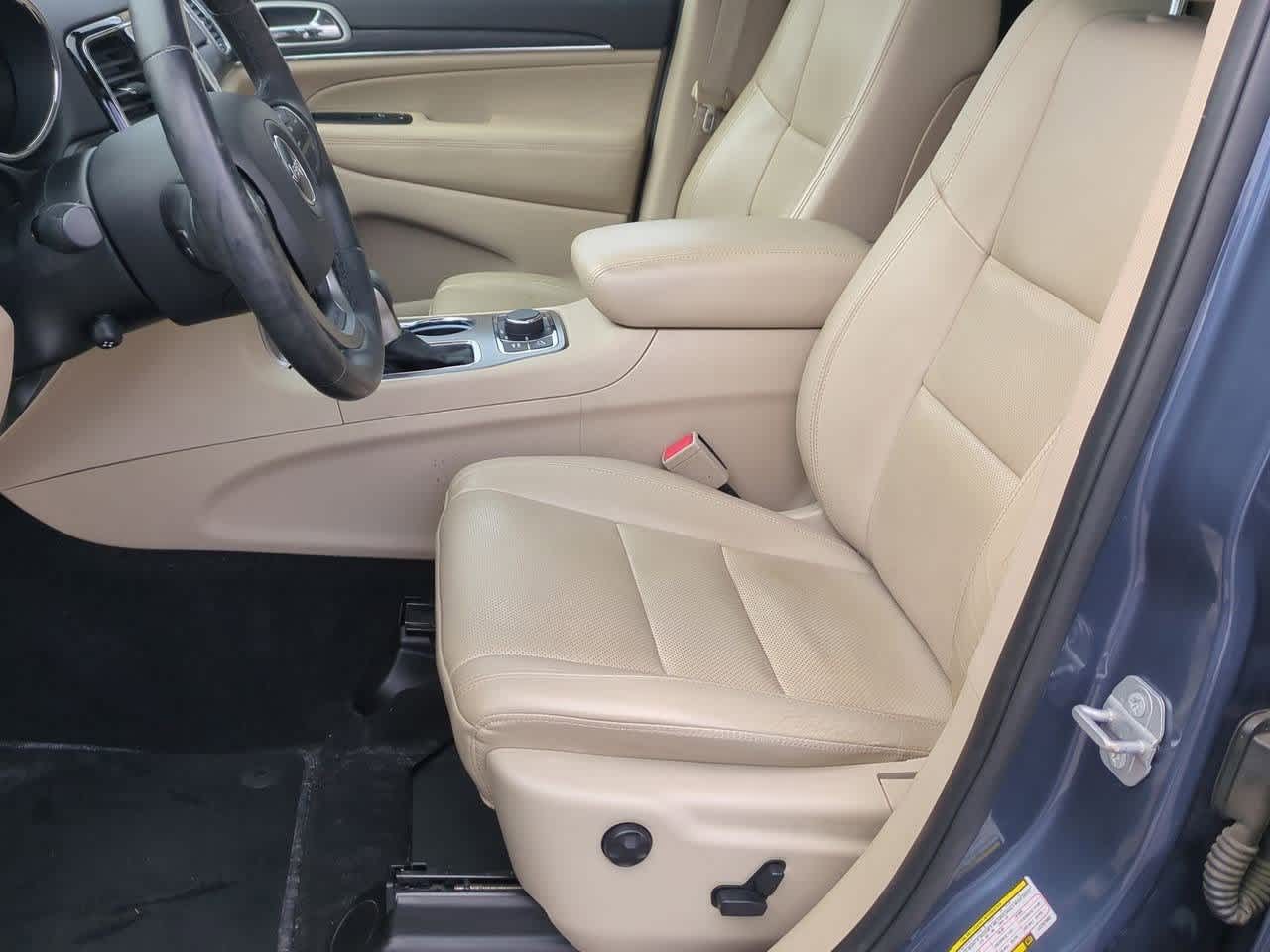 Thumbnail: 2020 Jeep Grand Cherokee - 15