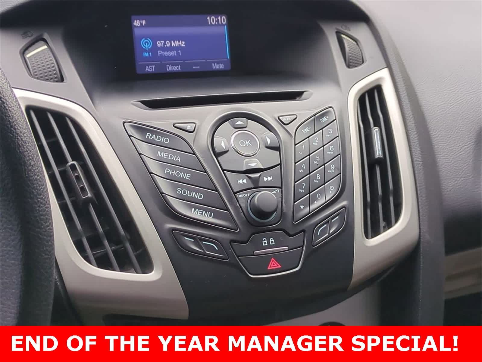 Thumbnail: 2014 Ford Focus - 25