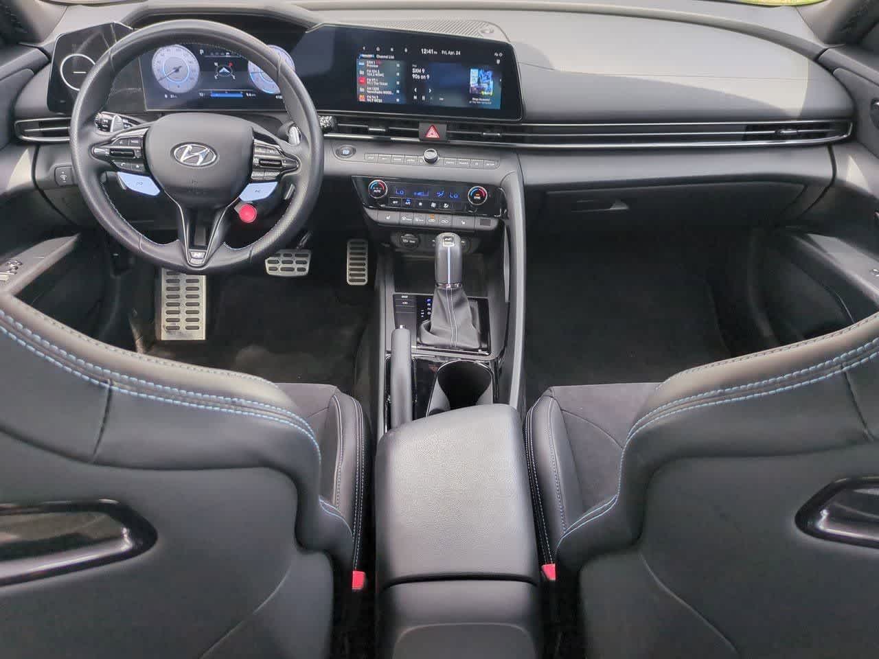 Thumbnail: 2023 Hyundai Elantra - 14