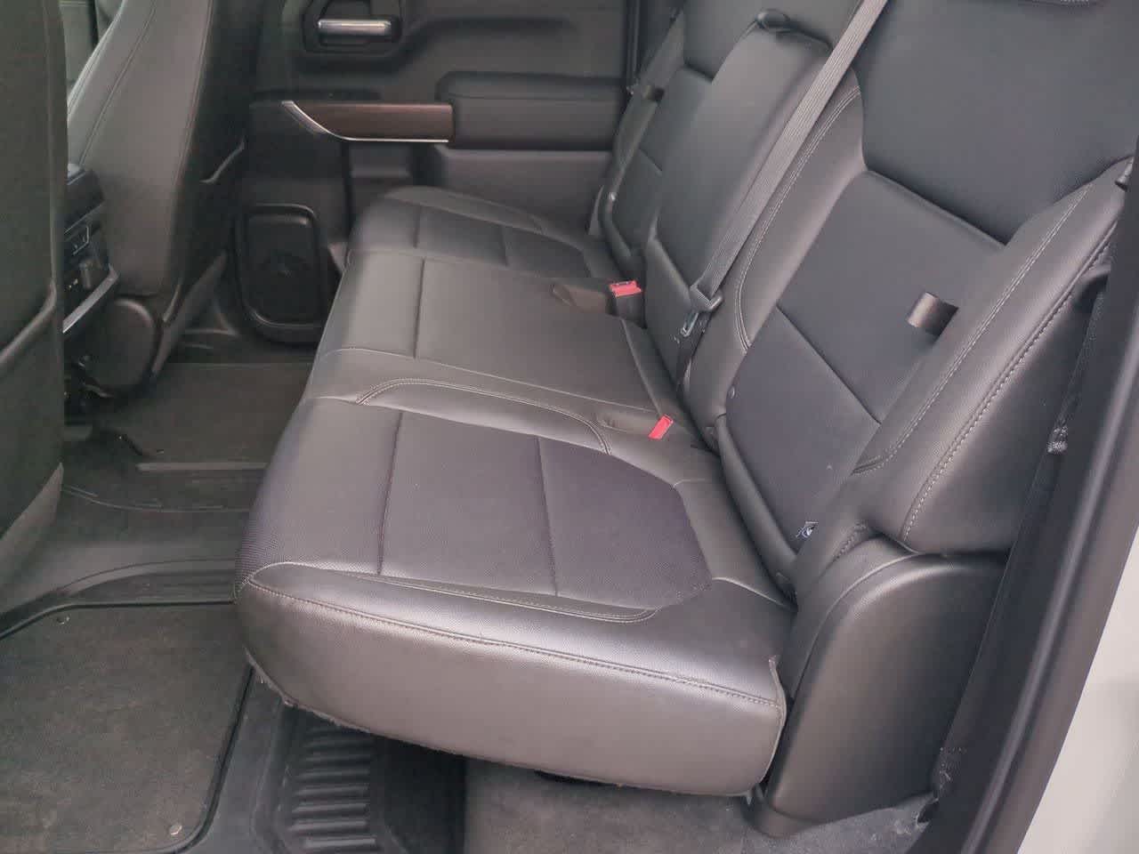 2021 GMC Sierra 1500 SLT - Photo 18