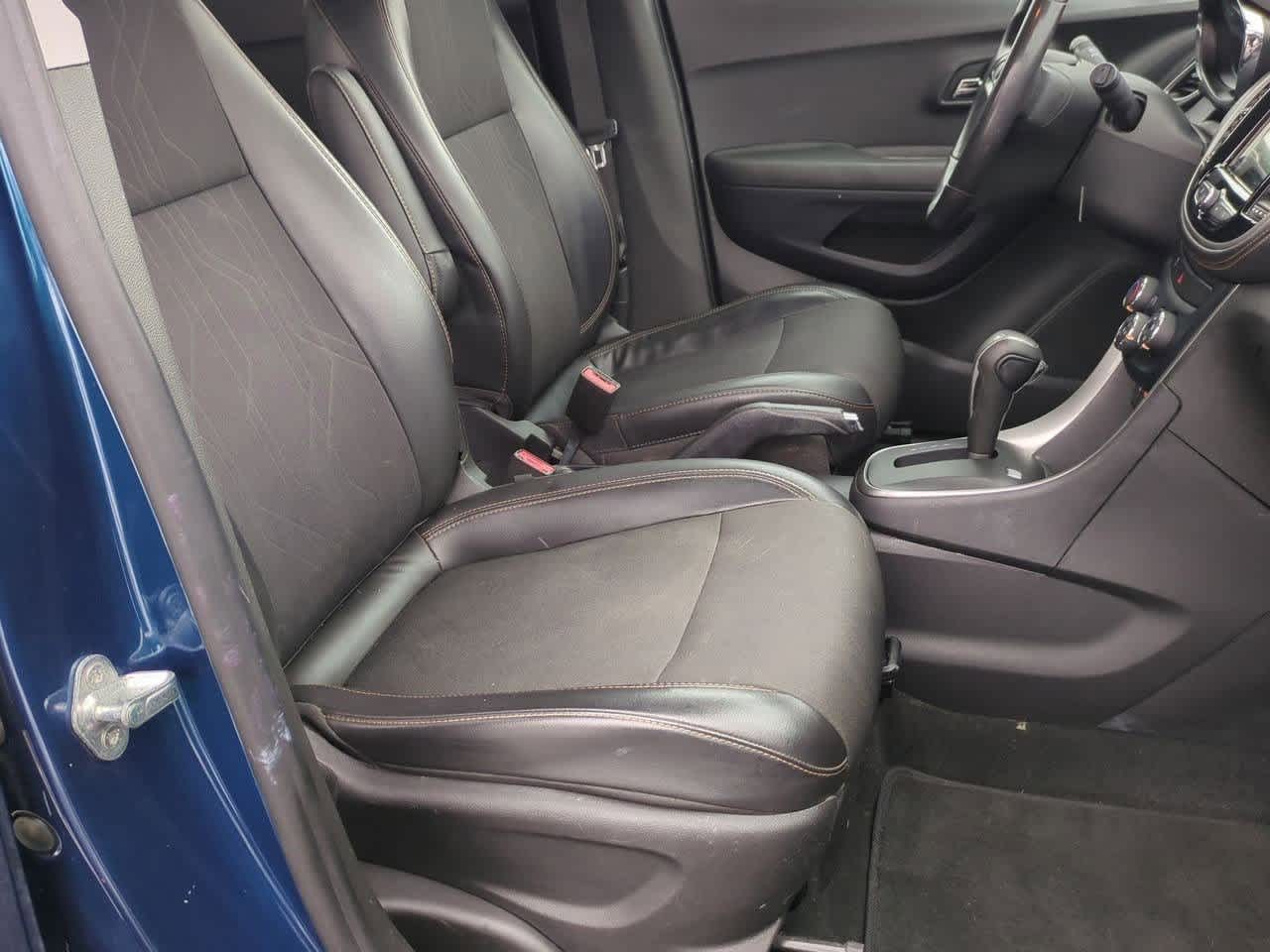 Thumbnail: 2019 Chevrolet Trax - 20