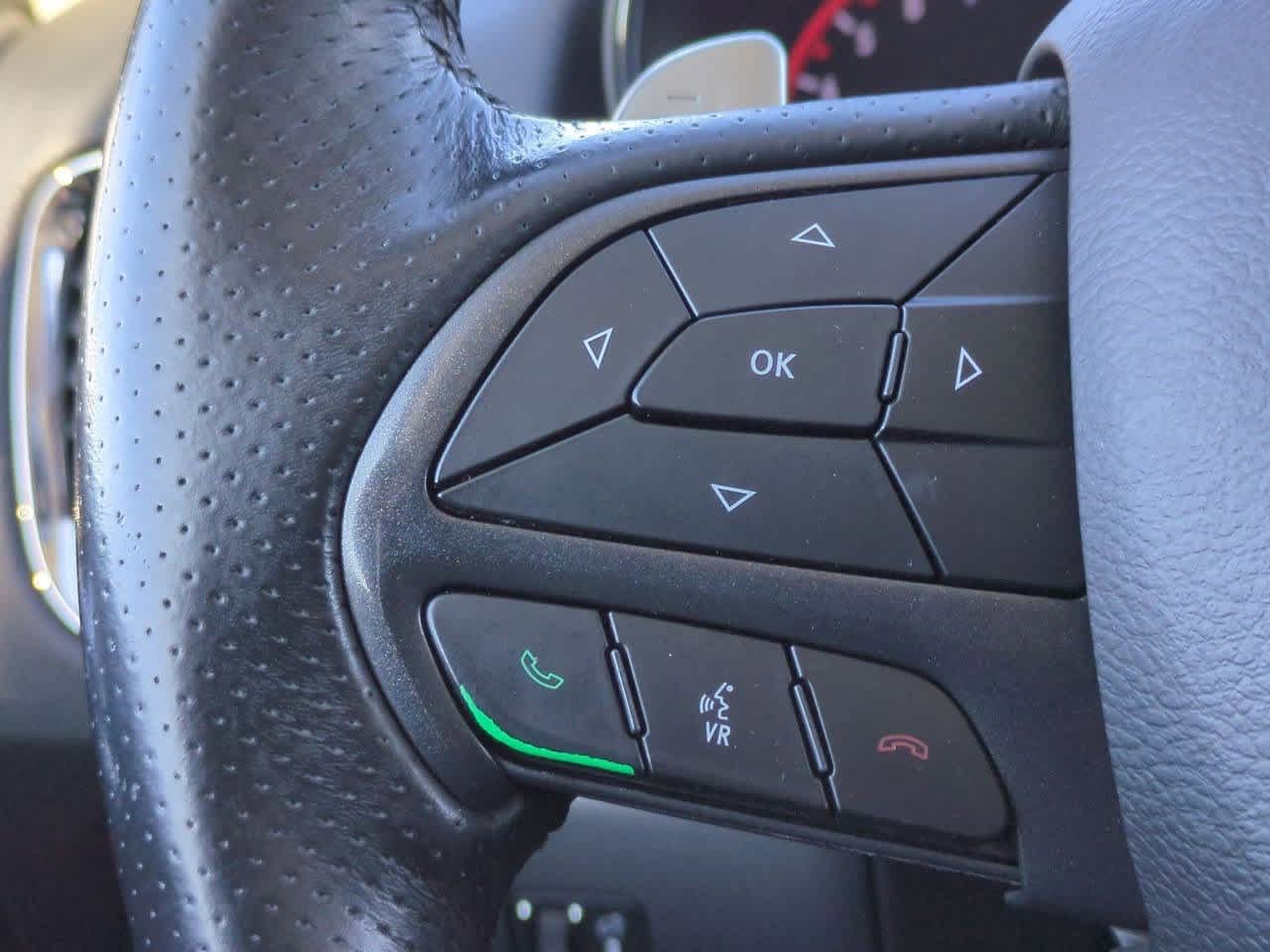 Thumbnail: 2018 Dodge Durango - 16