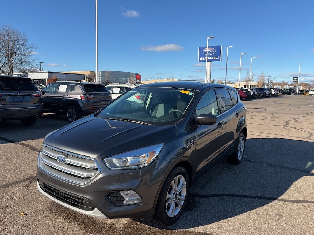 Used 2017 Ford Escape SE SUV