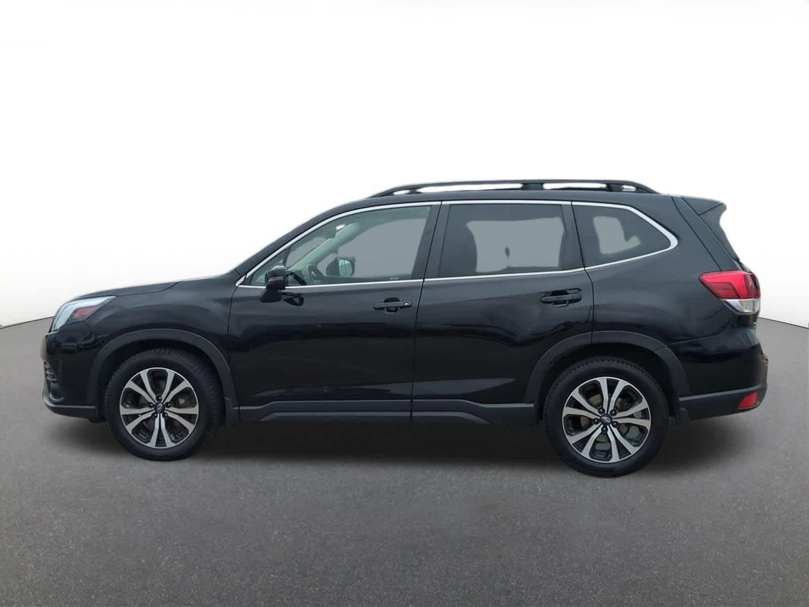 2022 Subaru Forester Limited photo 3