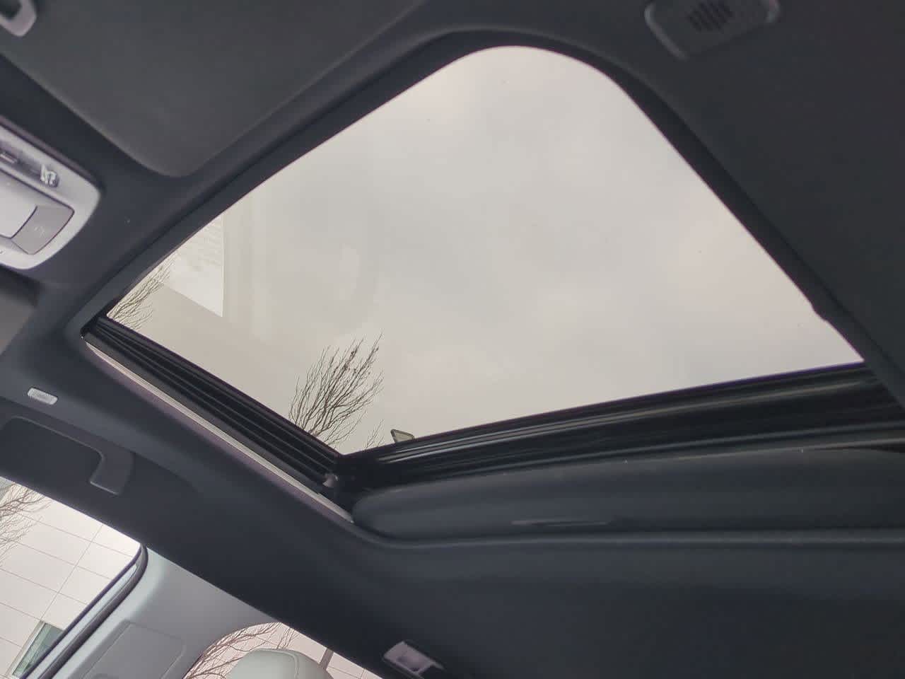 Thumbnail: 2025 Toyota Sienna - 18