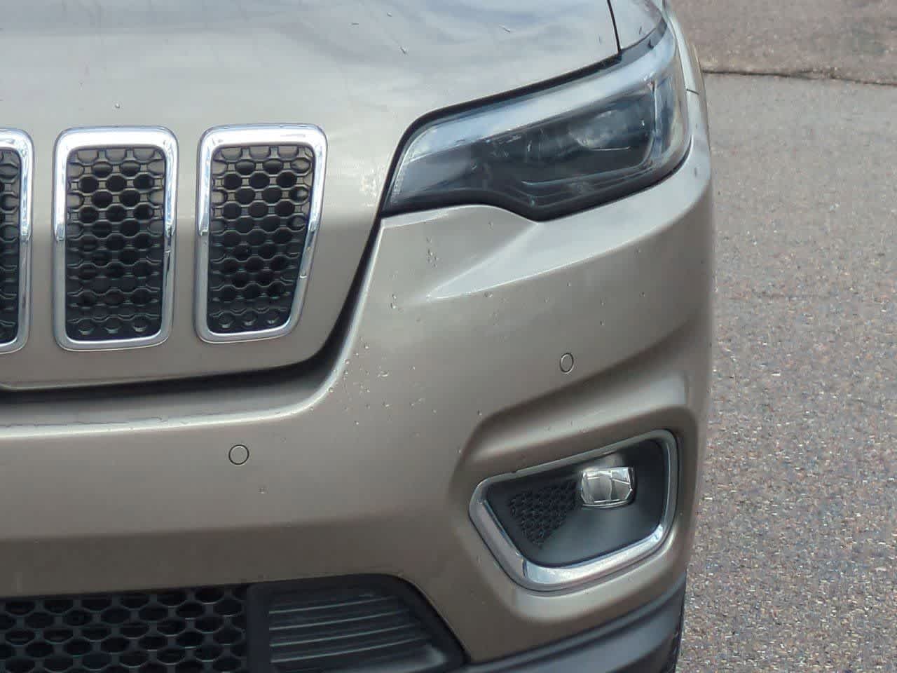 Thumbnail: 2021 Jeep Cherokee - 10