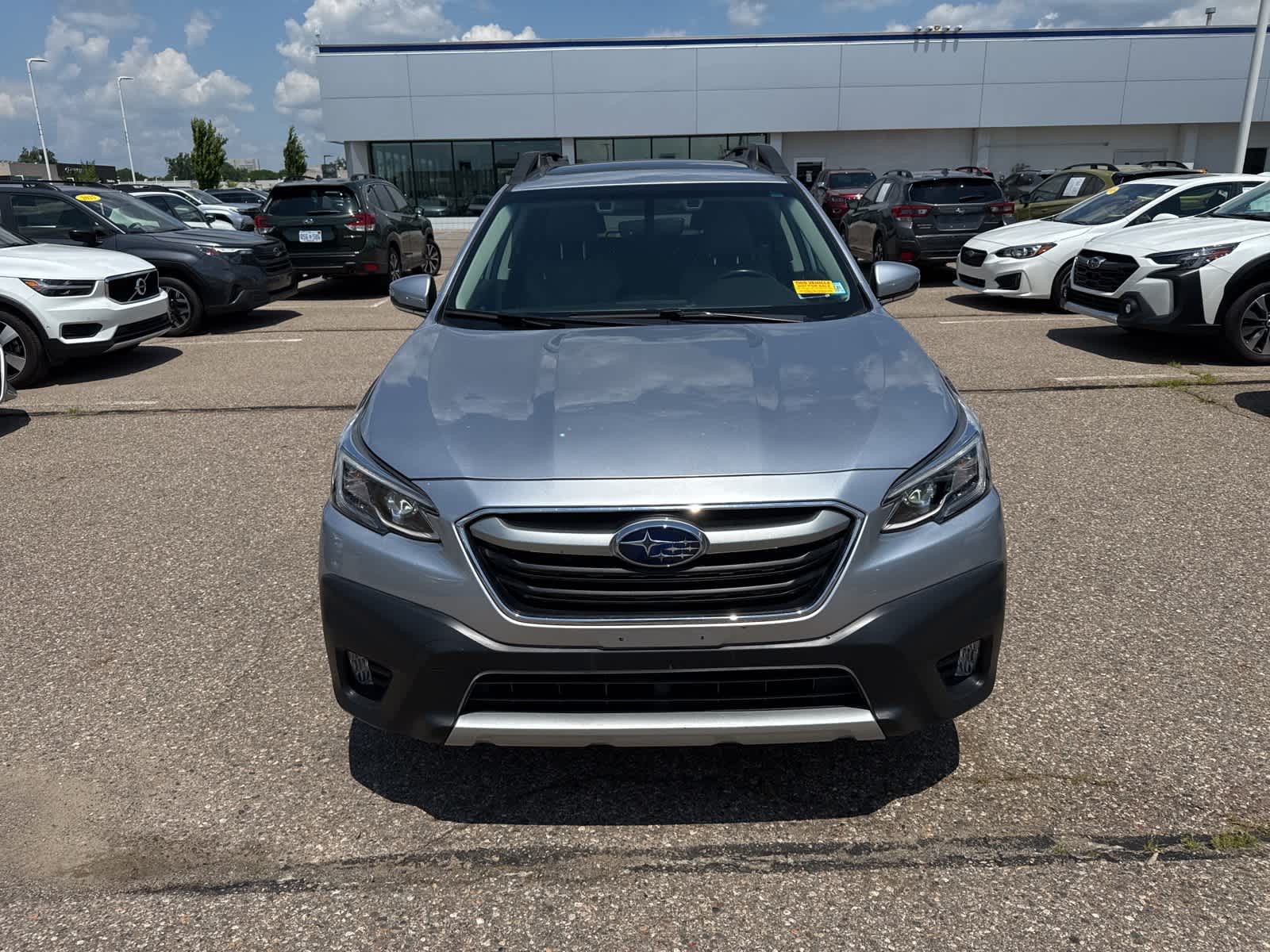 Thumbnail: 2022 Subaru Outback - 10