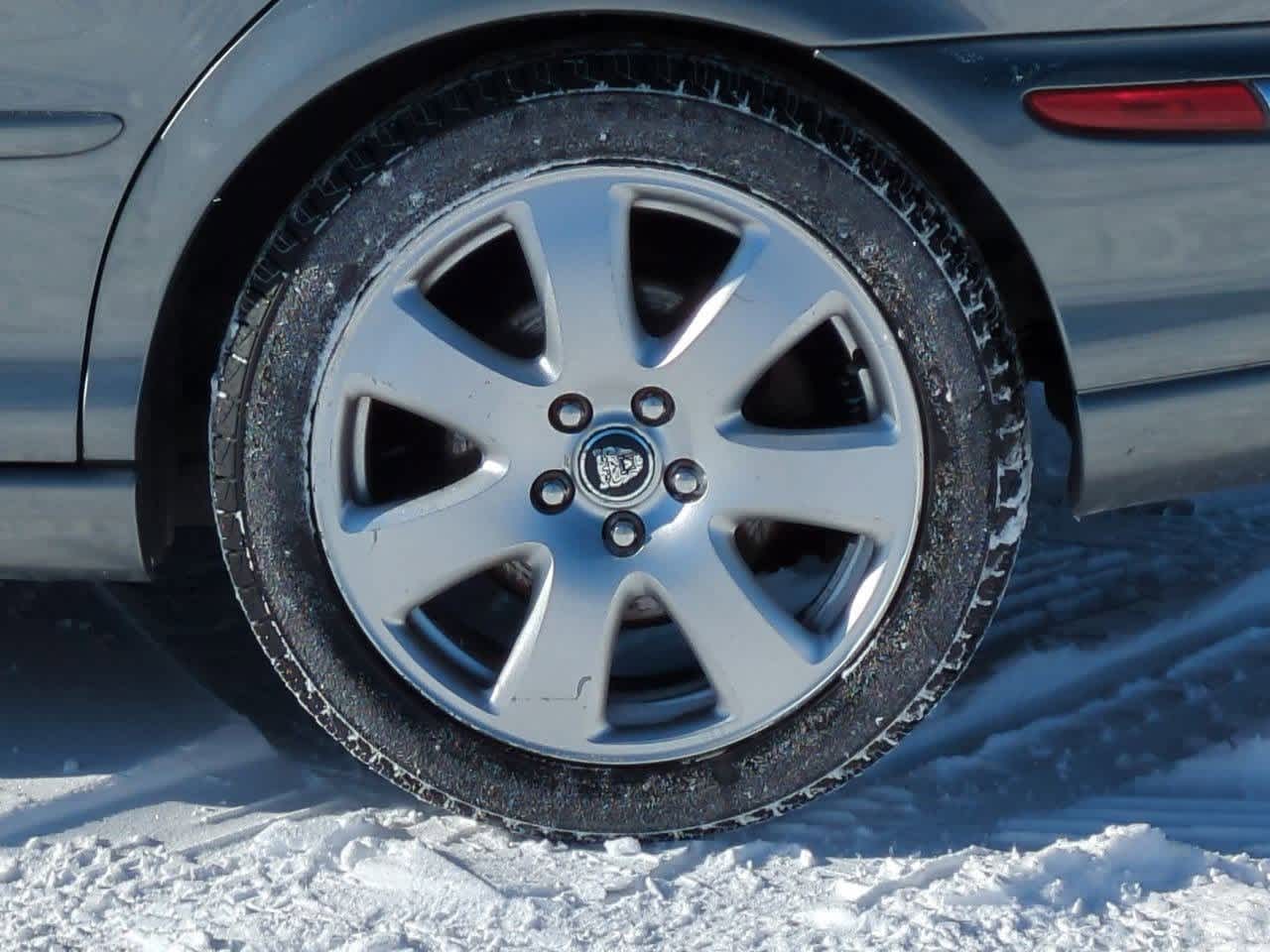 Thumbnail: 2004 Jaguar X-Type - 6