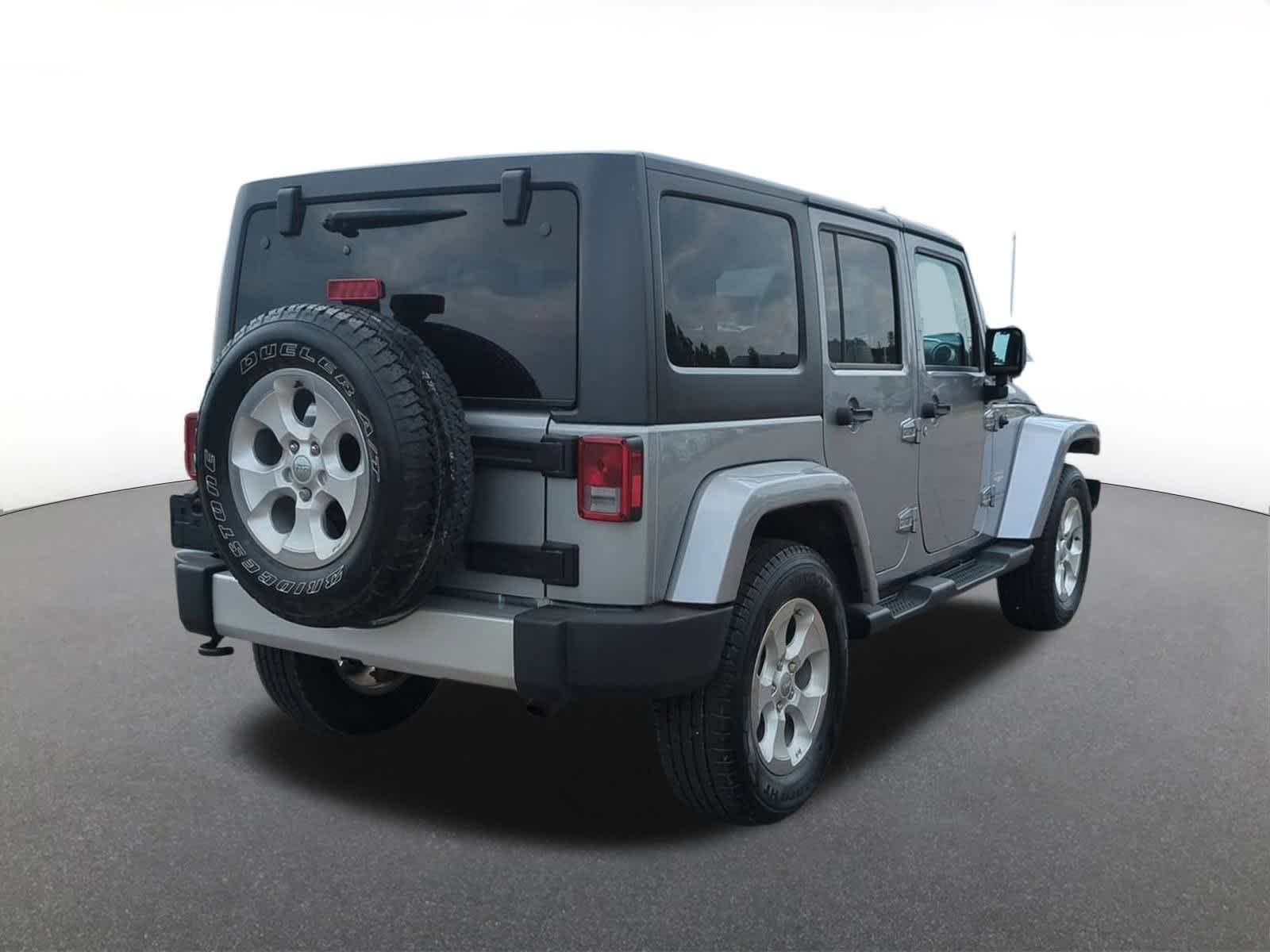 Thumbnail: 2015 Jeep Wrangler - 6