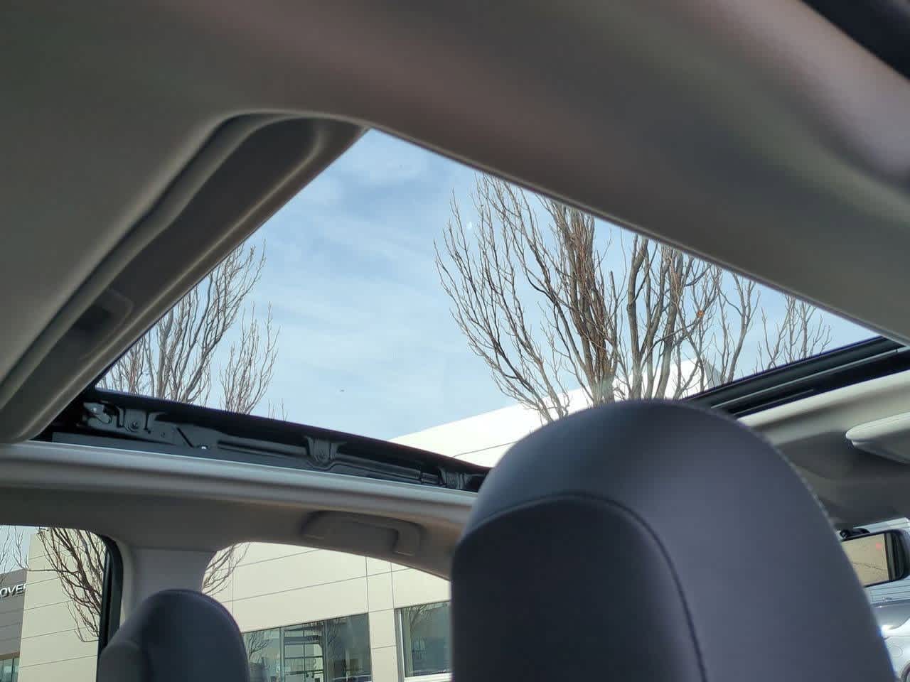 Thumbnail: 2018 Subaru Forester - 21