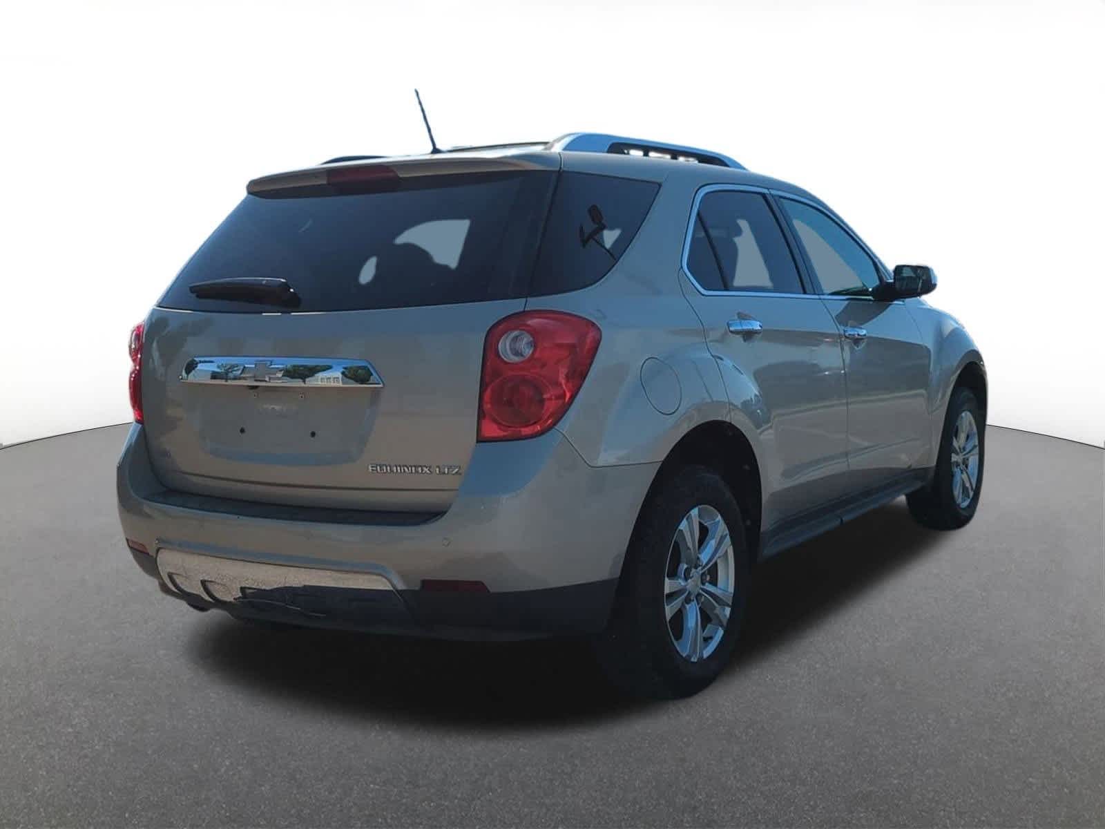 Thumbnail: 2012 Chevrolet Equinox - 6