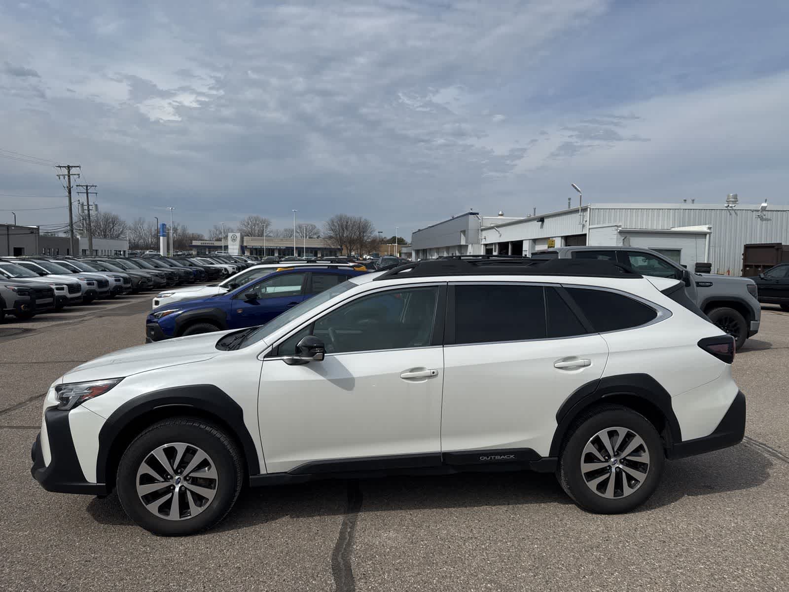 Thumbnail: 2023 Subaru Outback - 12