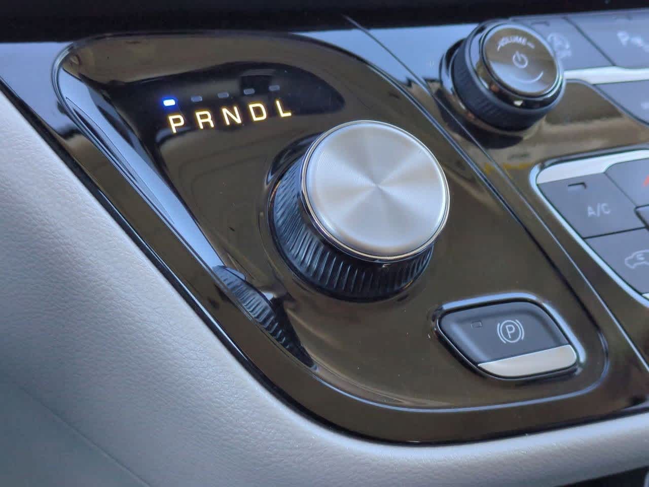 Thumbnail: 2024 Chrysler Pacifica - 23