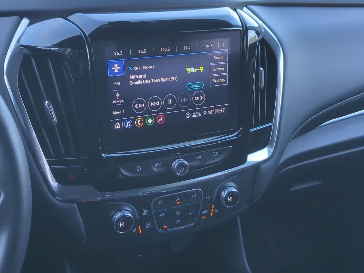 Thumbnail: 2021 Chevrolet Traverse - 28