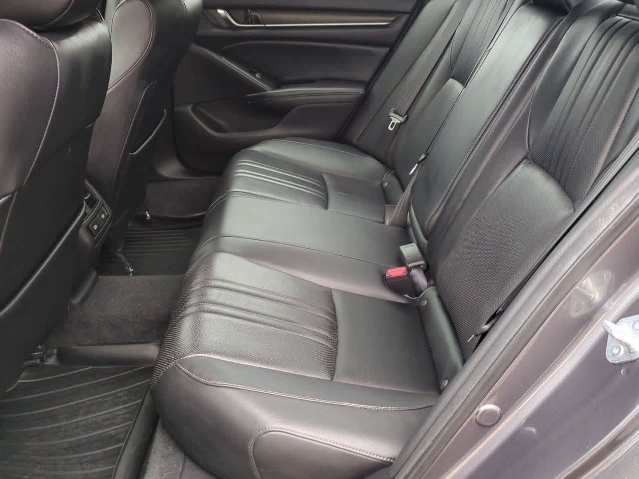 2022 Honda Accord Hybrid EX-L - Photo 19