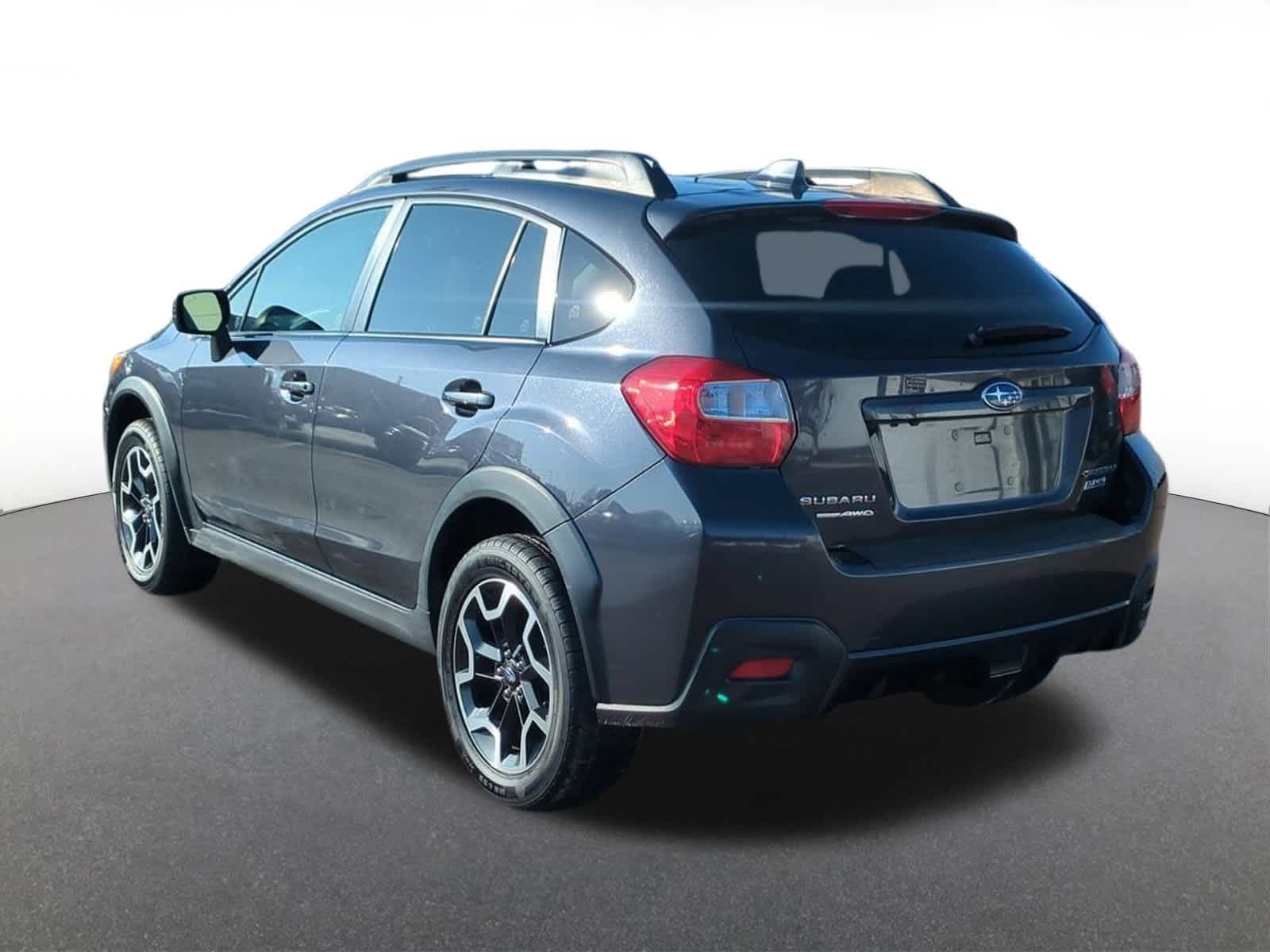 Thumbnail: 2016 Subaru Crosstrek - 4