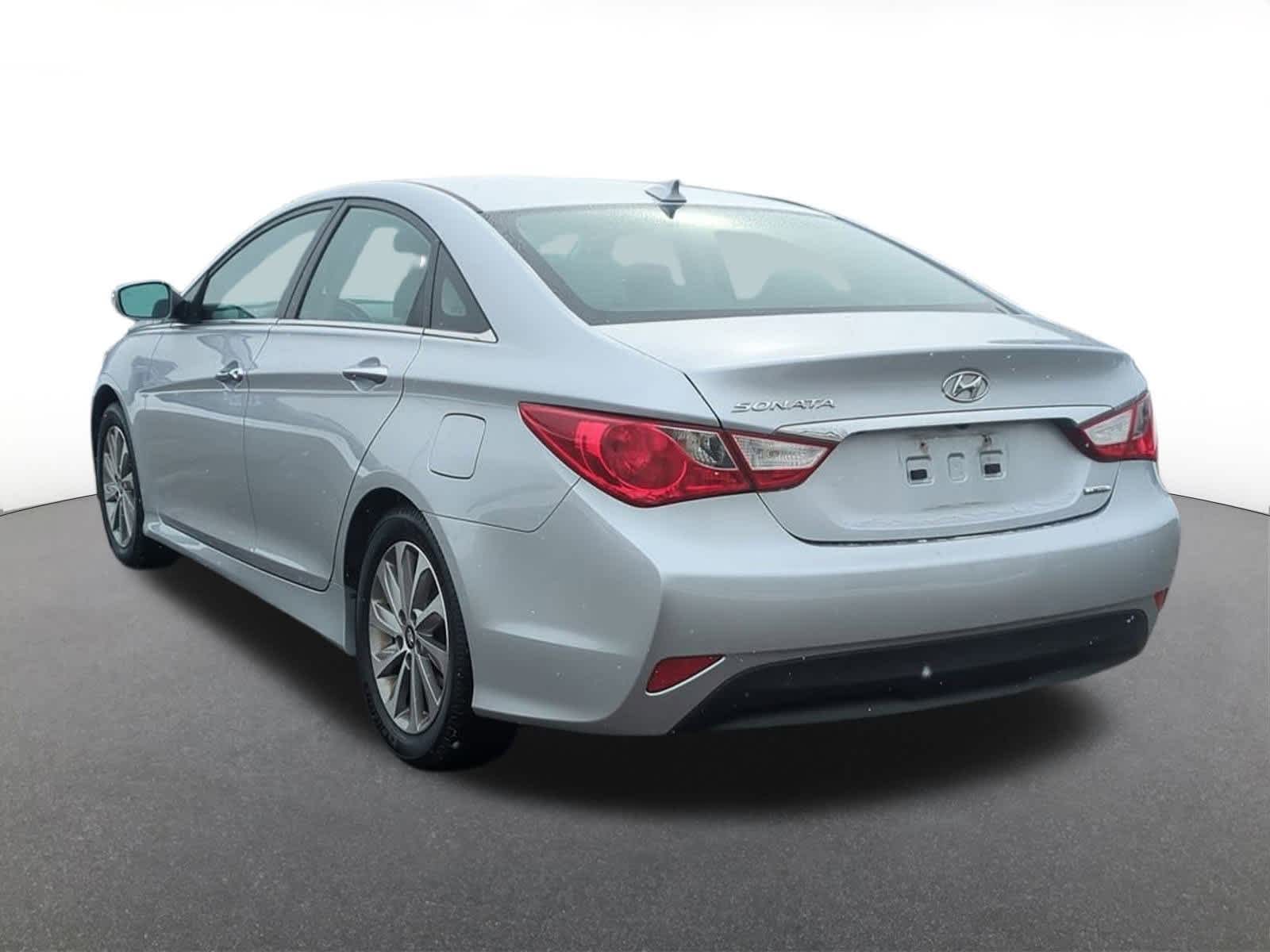 Thumbnail: 2014 Hyundai Sonata - 4