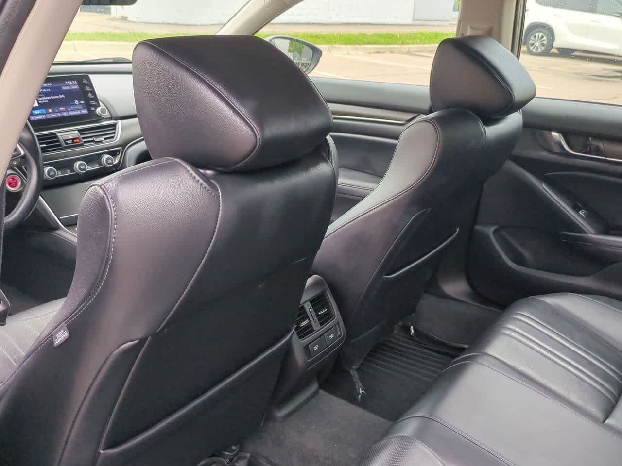 2022 Honda Accord Hybrid EX-L - Photo 17