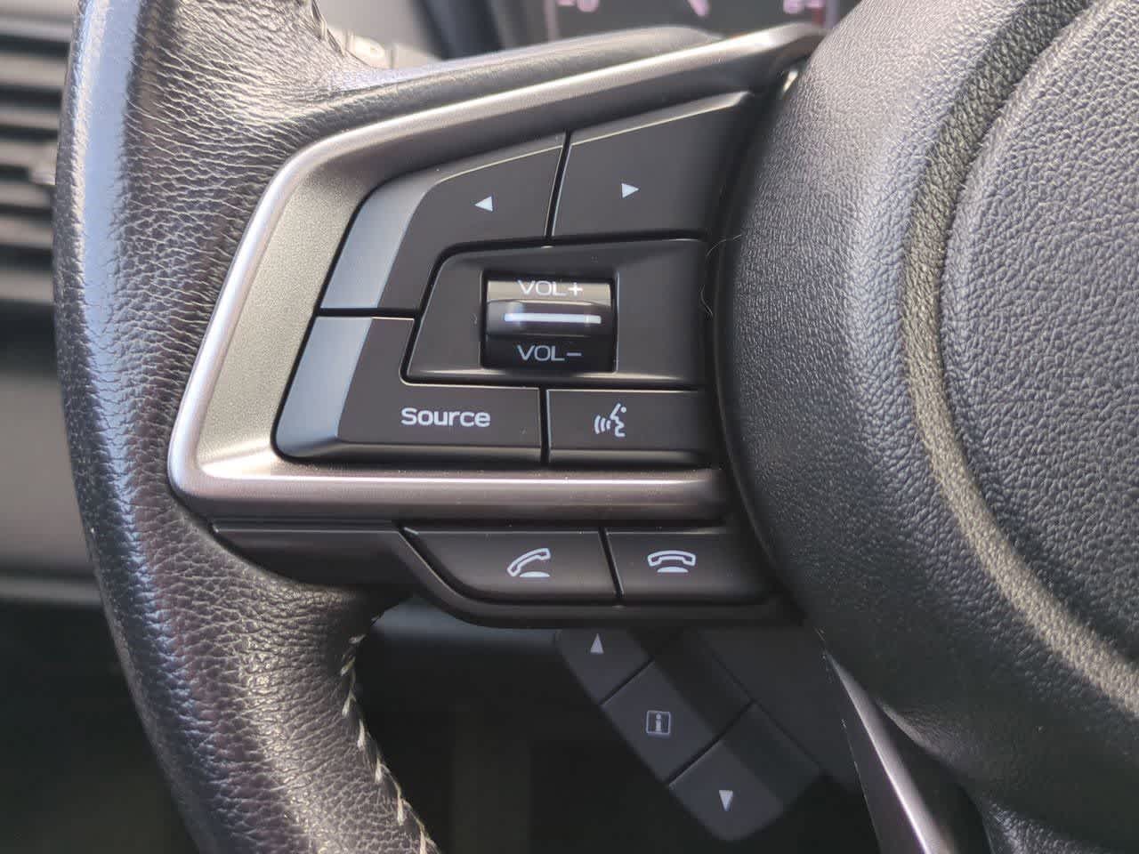 Thumbnail: 2022 Subaru Outback - 22