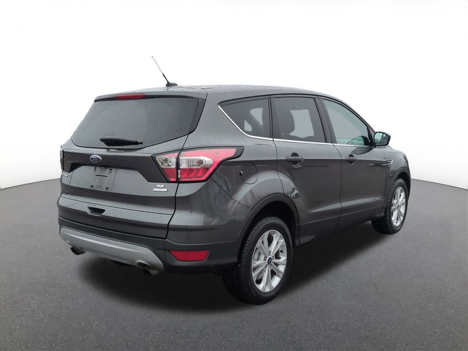 Thumbnail: 2017 Ford Escape - 6