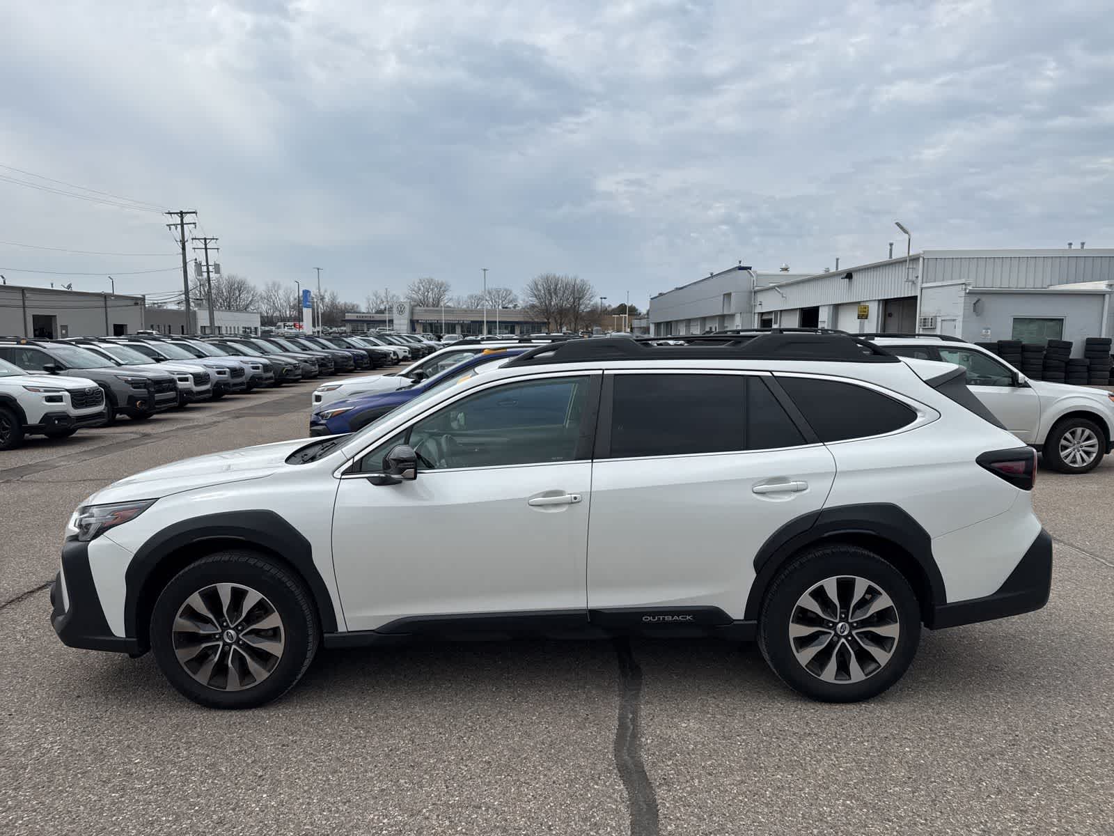 Thumbnail: 2023 Subaru Outback - 12