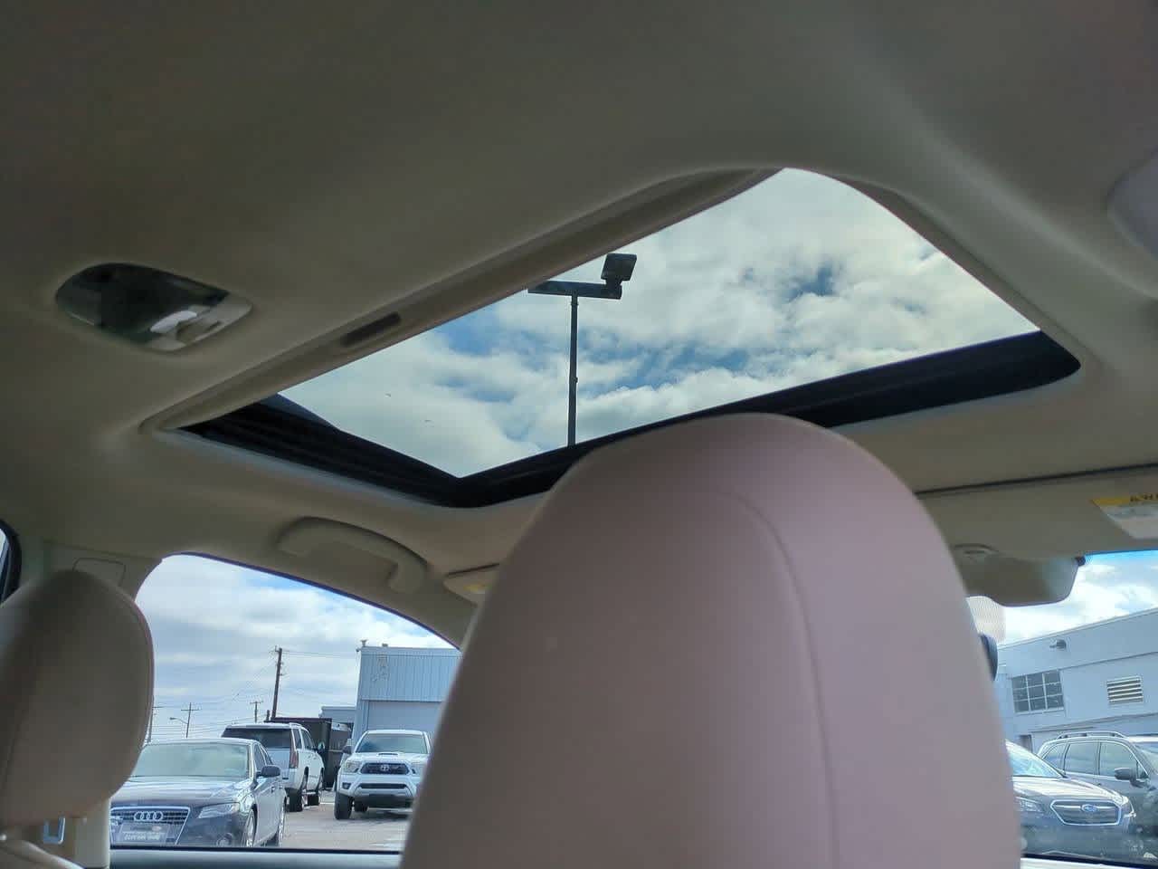 Thumbnail: 2017 Subaru Outback - 21