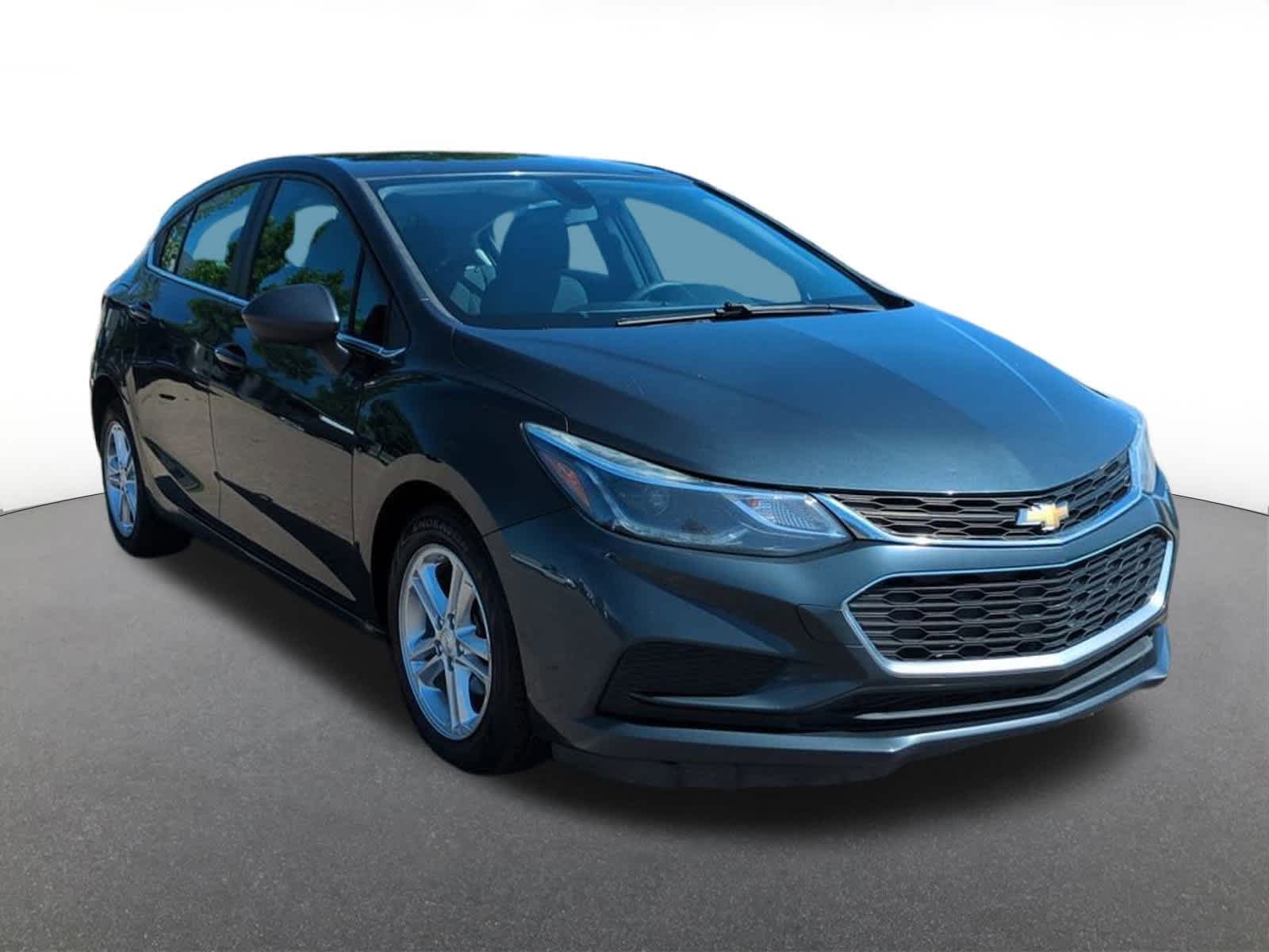 Thumbnail: 2018 Chevrolet Cruze - 8