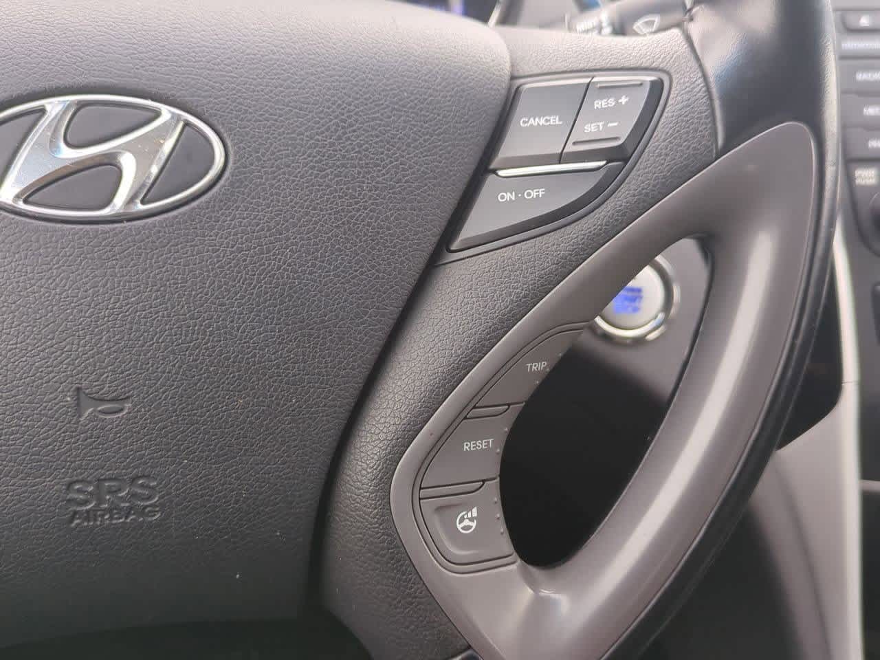 Thumbnail: 2014 Hyundai Sonata - 25