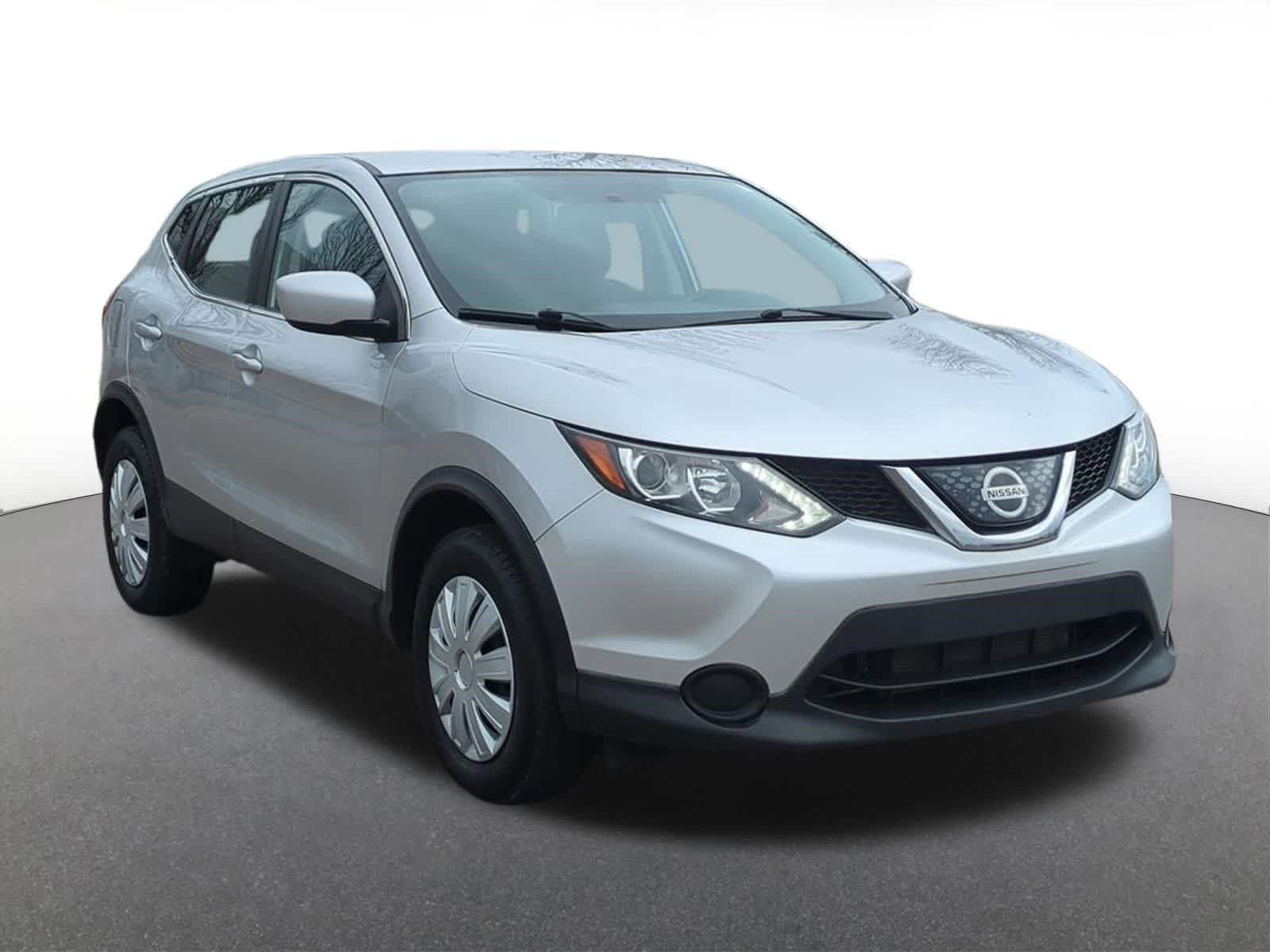 Thumbnail: 2018 Nissan Rogue Sport - 8