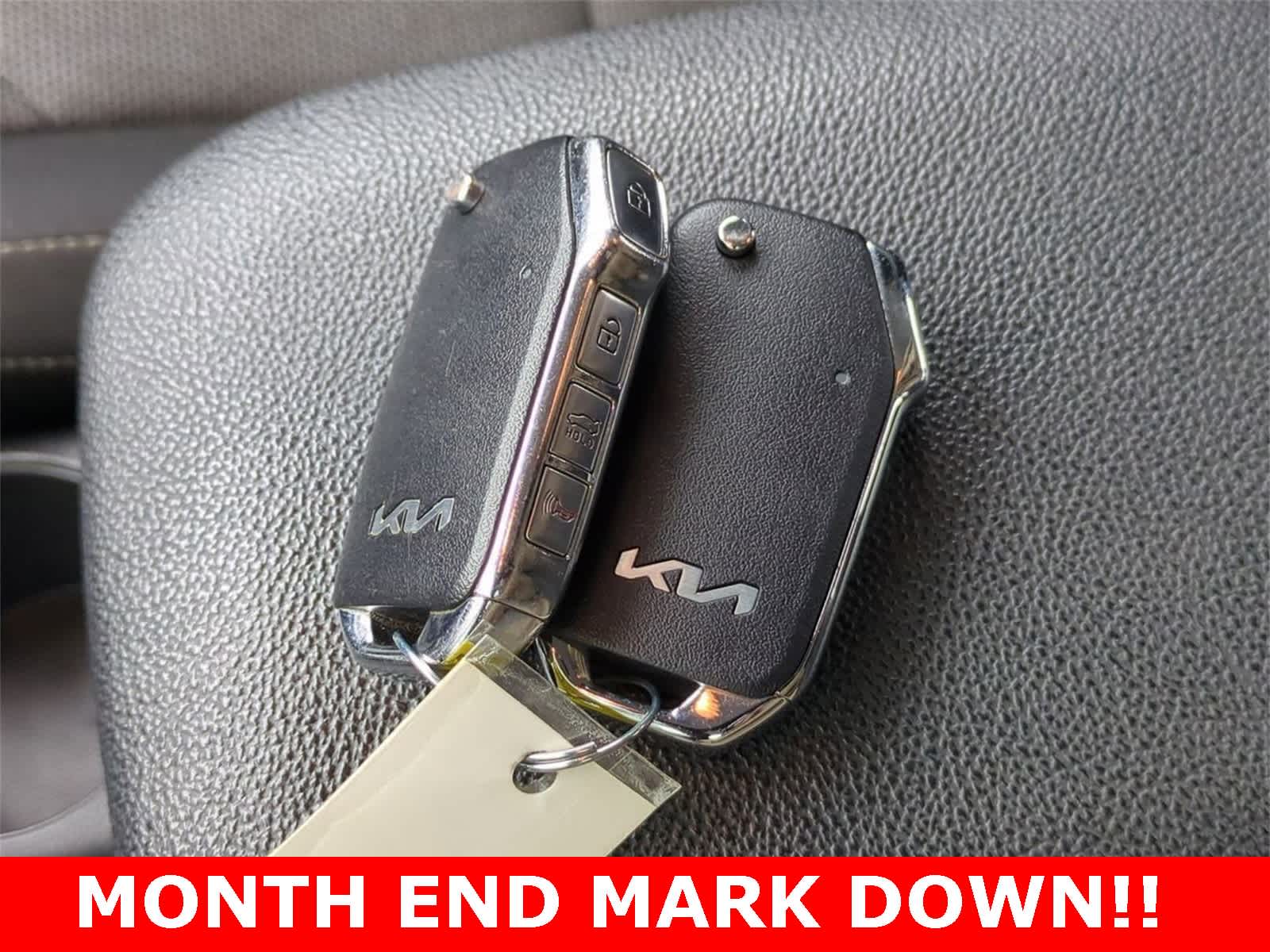 Thumbnail: 2022 Kia Forte - 31