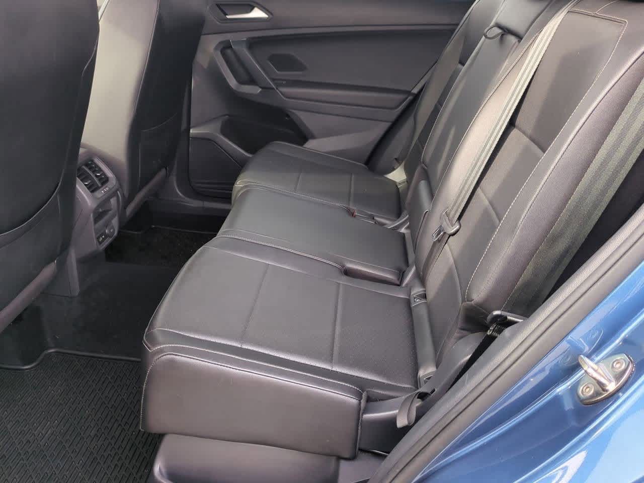 Thumbnail: 2019 Volkswagen Tiguan - 19