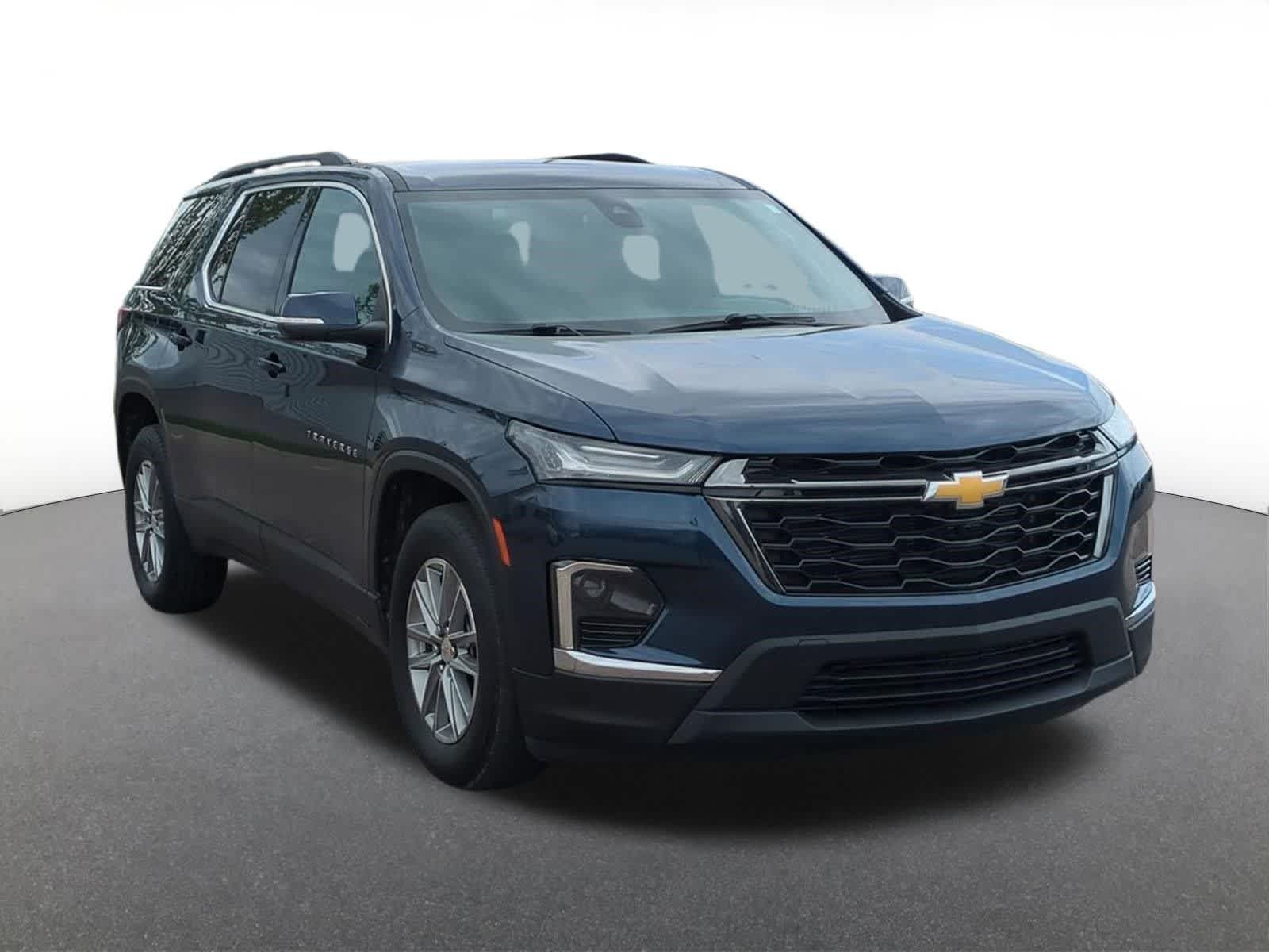 Thumbnail: 2023 Chevrolet Traverse - 7